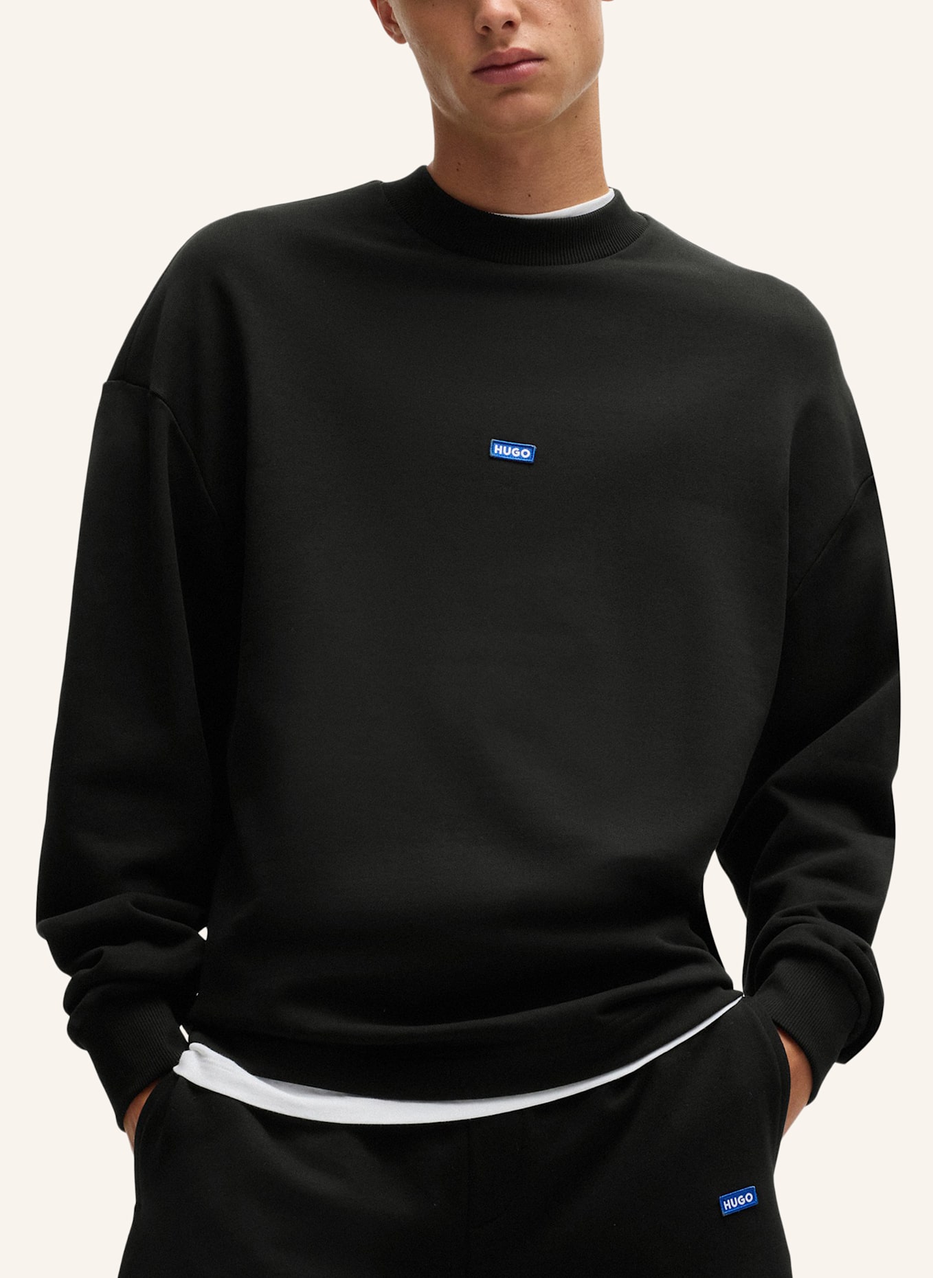 HUGO Sweatshirt NEDRO Regular Fit: SCHWARZ