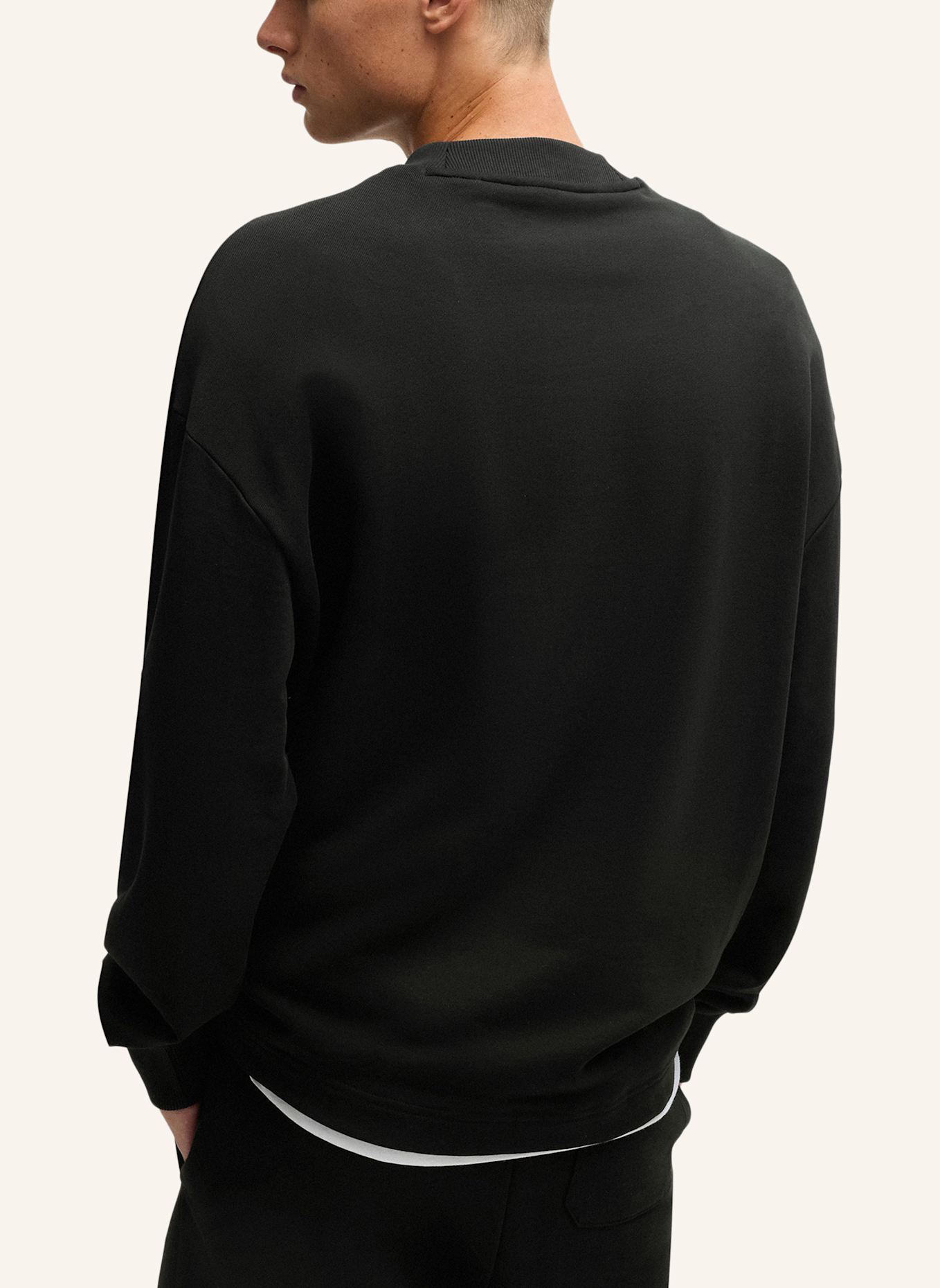 HUGO Sweatshirt NEDRO Regular Fit: SCHWARZ