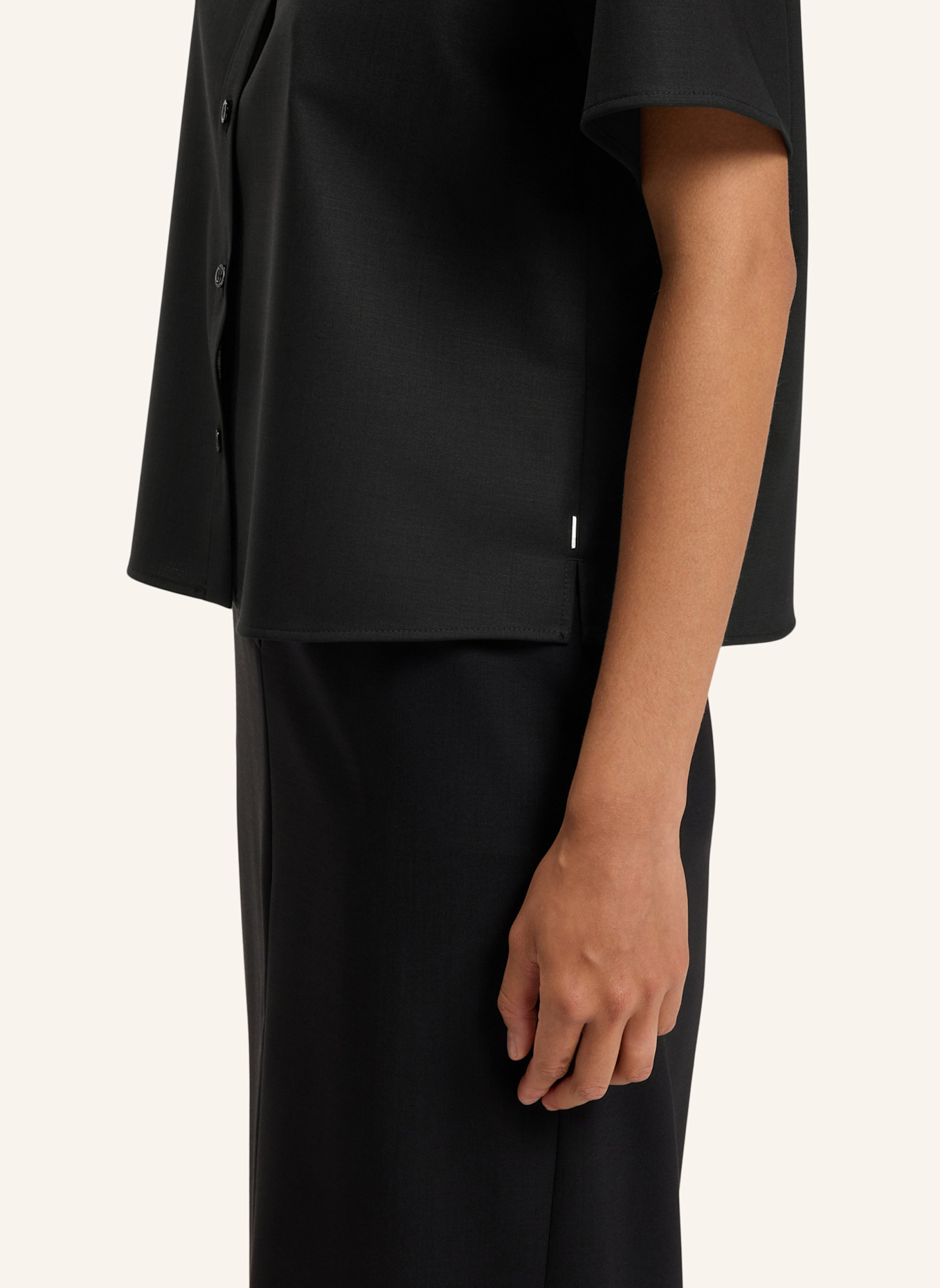 BOSS Business Bluse BULERA Regular Fit: SCHWARZ