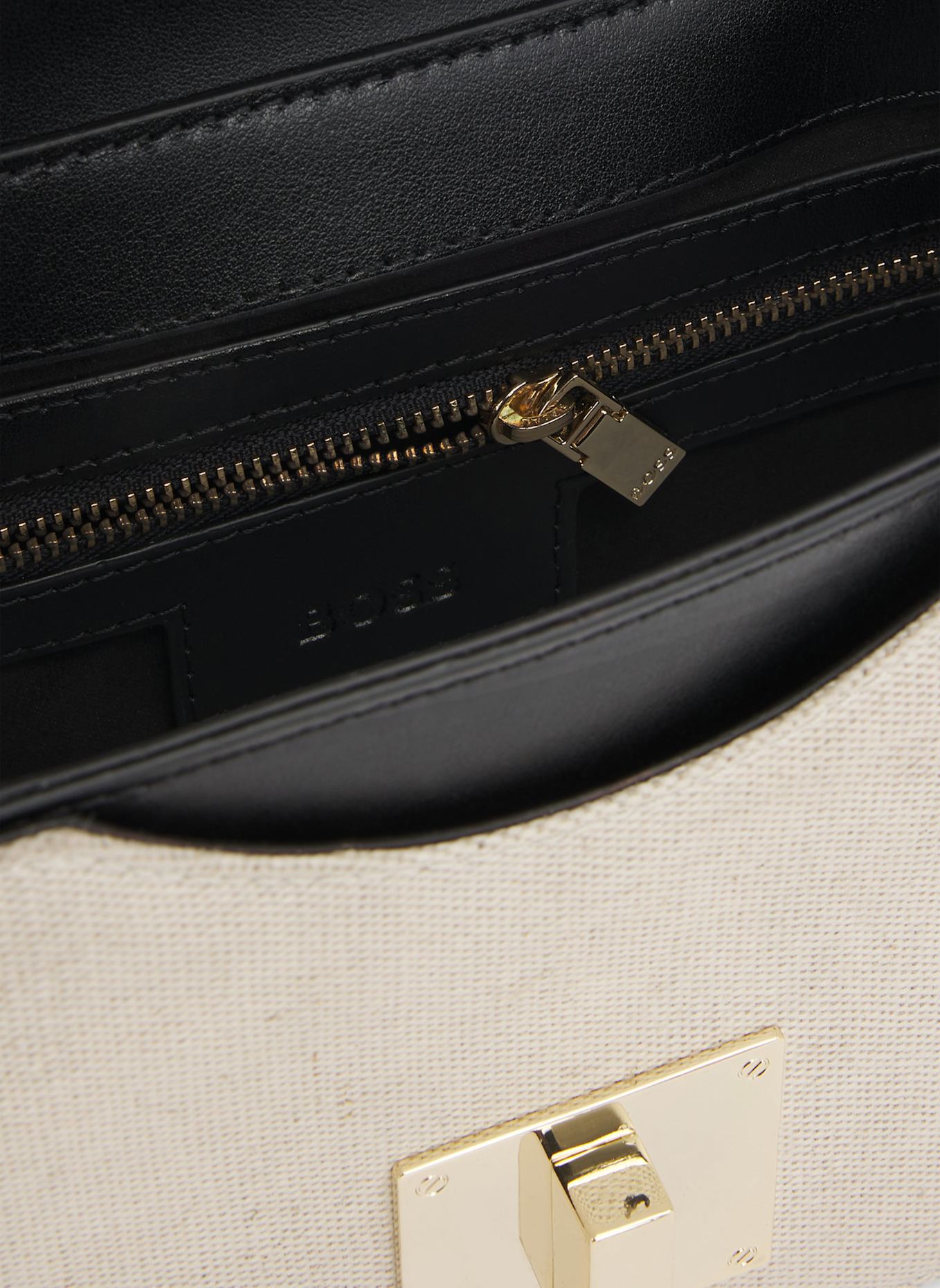 BOSS Crossbody-Tasche ARIELL SADDLE CL: WEISS