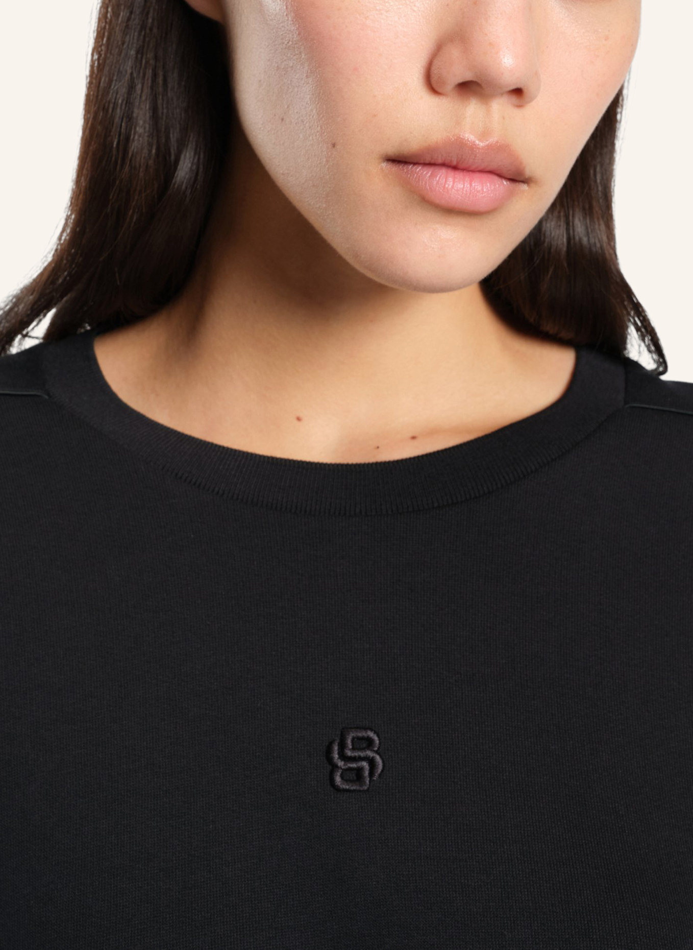 BOSS Sweatshirt ESSEGA: SCHWARZ