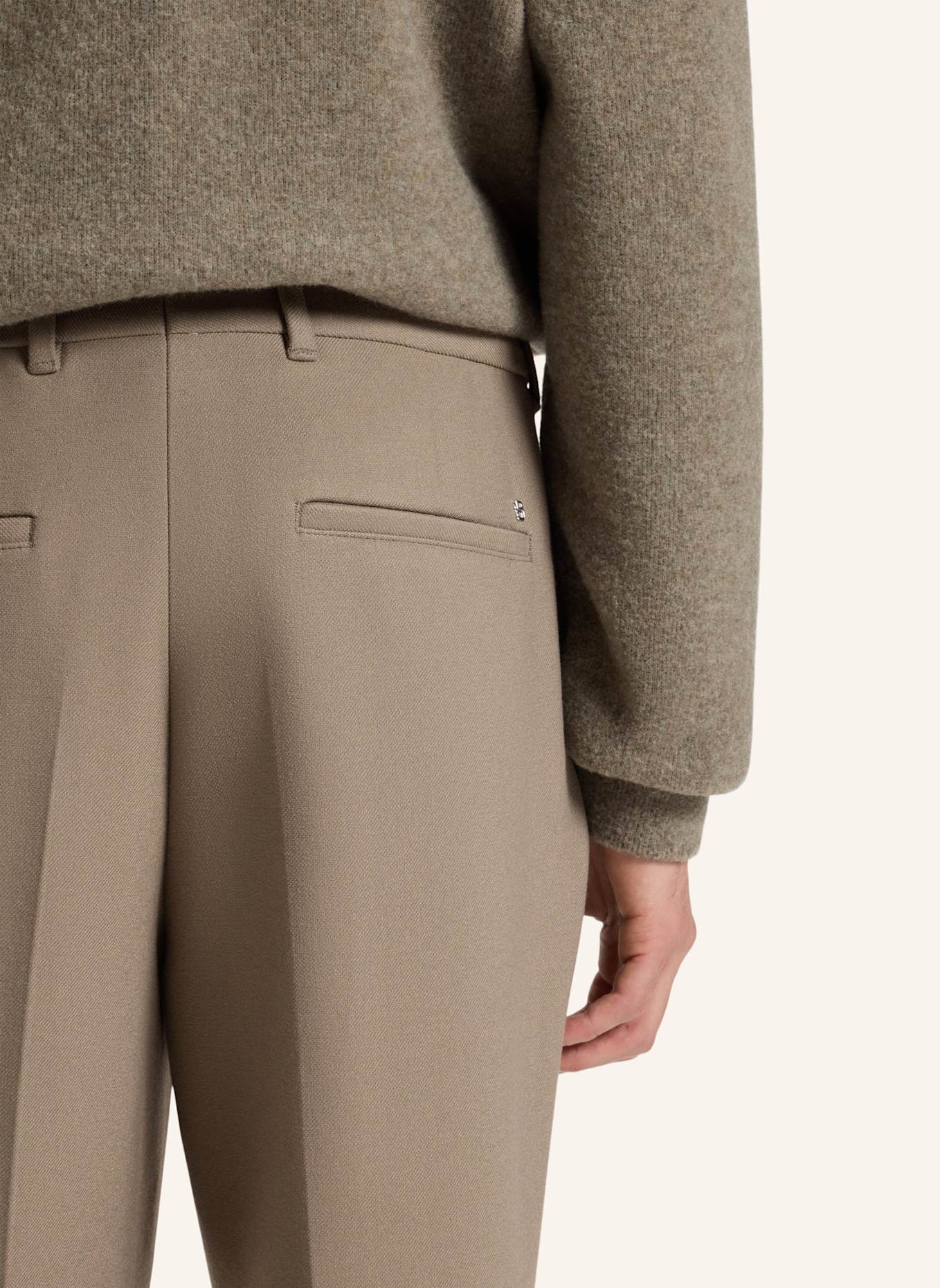 BOSS Business Hose C-PERIN-PL-BB-254 Tapered Fit: BRAUN