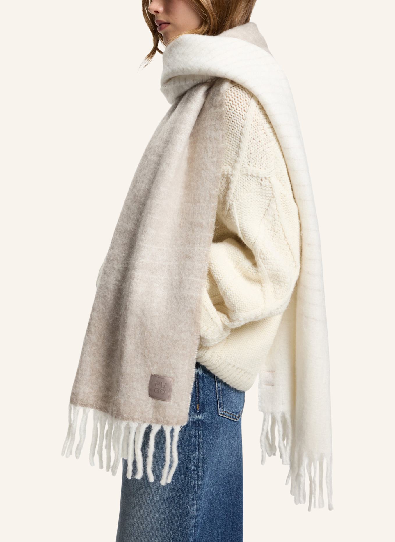 HUGO Gewebter Schal ELYZA_46*200: BEIGE