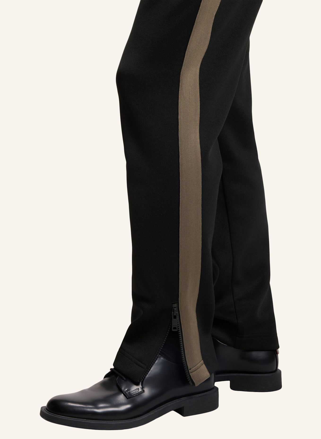 HUGO Casual Hose DOLOS Relaxed Fit: SCHWARZ