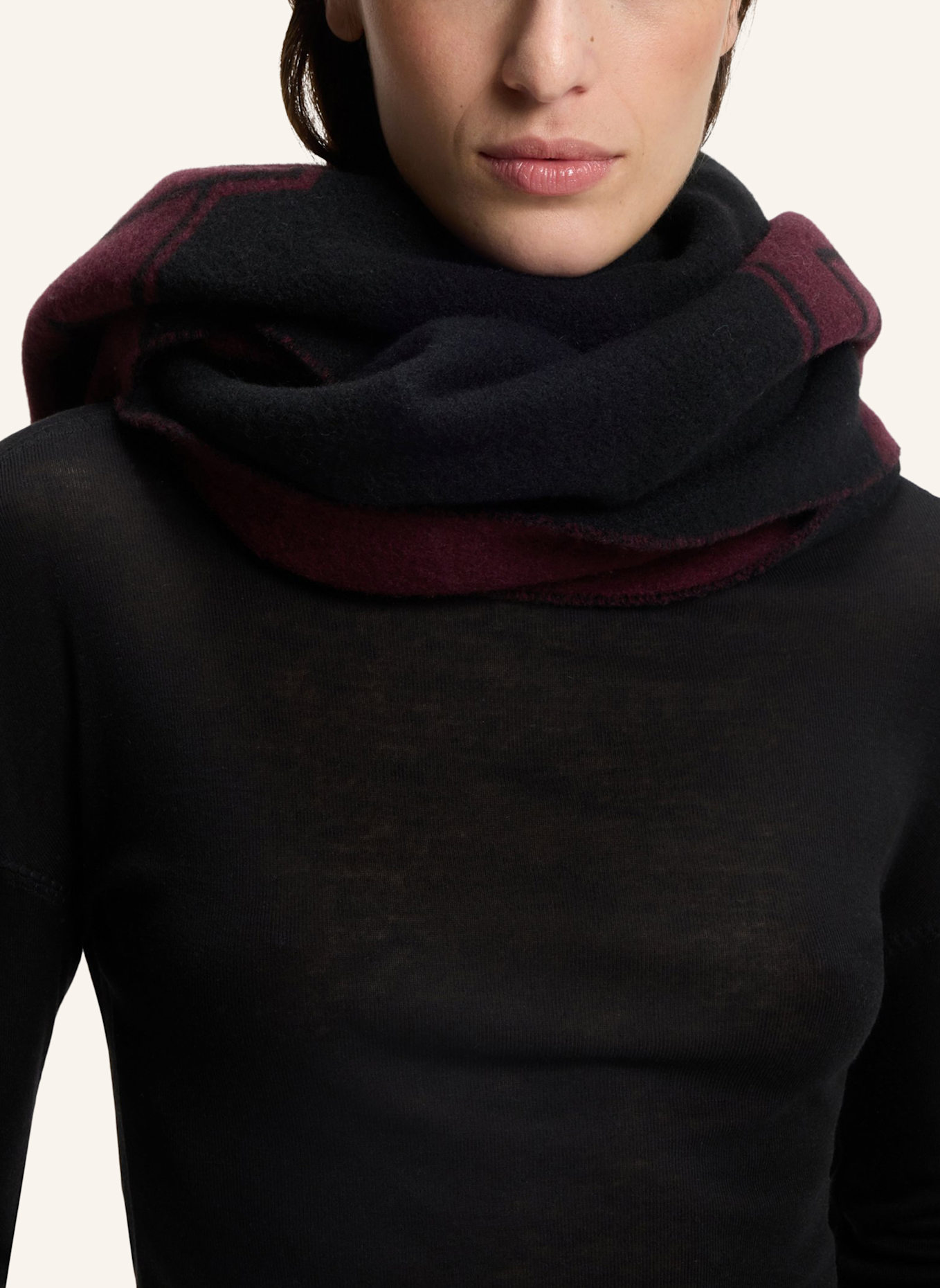 BOSS Gewebter Schal VIANNA_35*180: DUNKELLILA