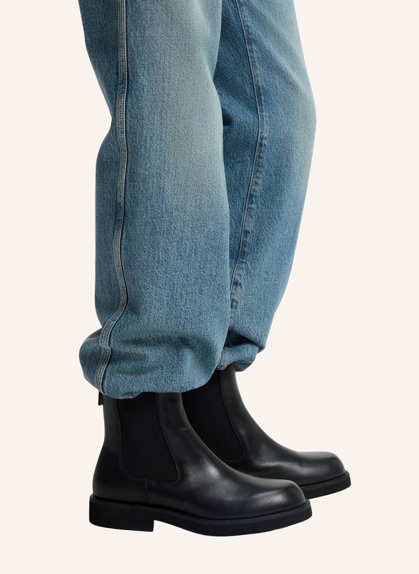 BOSS Stiefel ELERI_CHBOOTIE_C: SCHWARZ