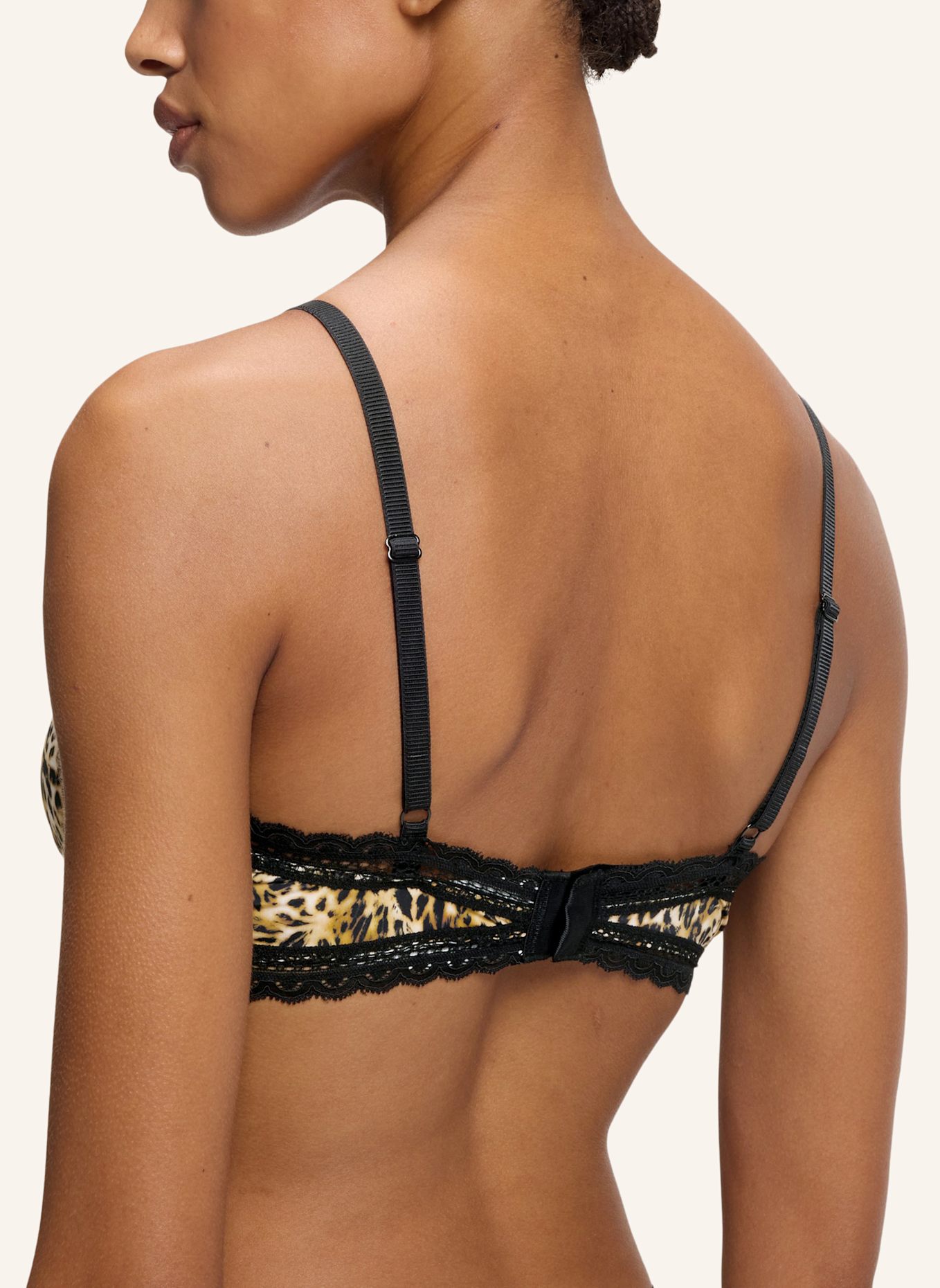 HUGO Bh TRIANGLE UNIQUE: WEISS