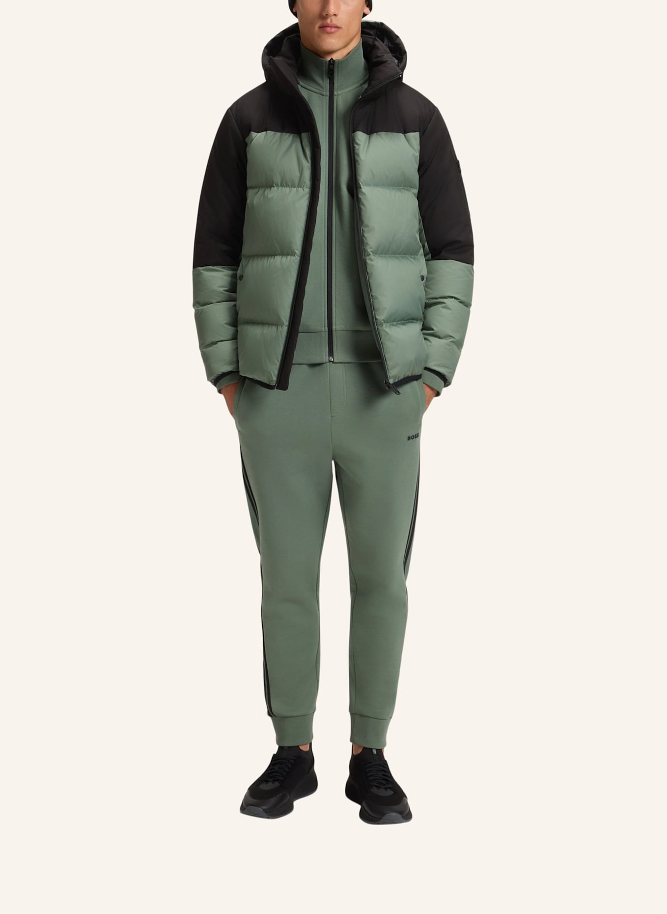 BOSS Daunenjacke BLOCK mit abnehmbarer Kapuze: GRÜN