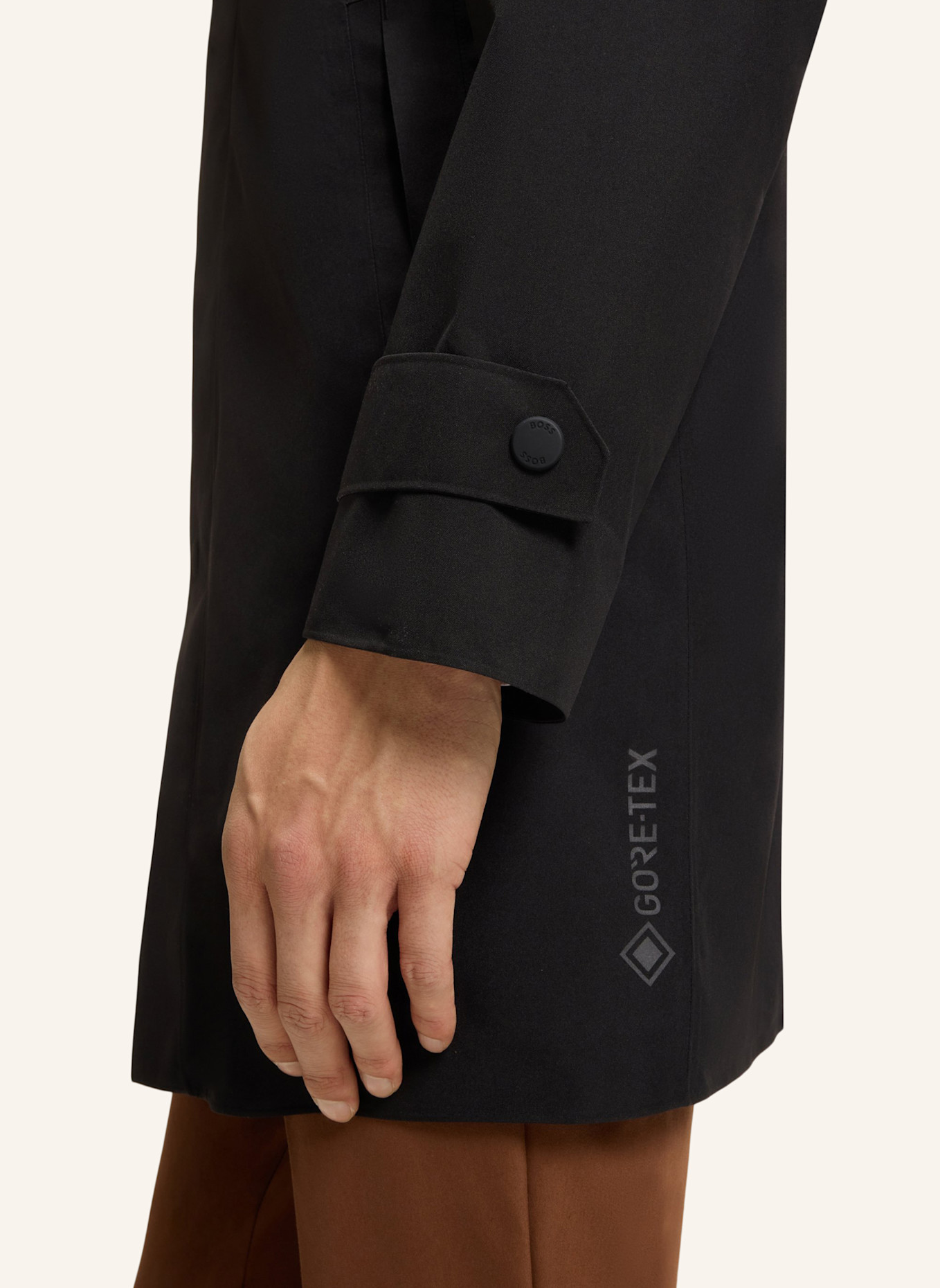 BOSS Klassischer Mantel P-JARED-GORETEX-253F Regular Fit: SCHWARZ