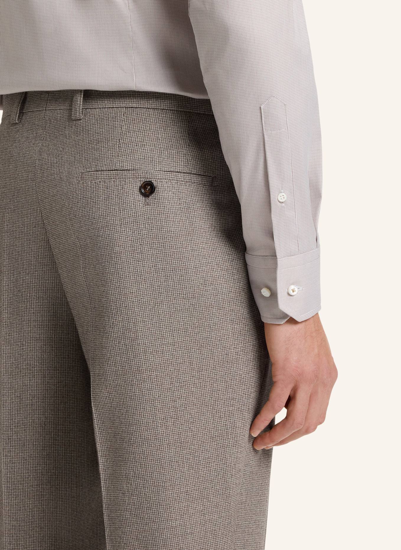 BOSS Business Hose L-PEET-FLAT-253 Tapered Fit: BEIGE