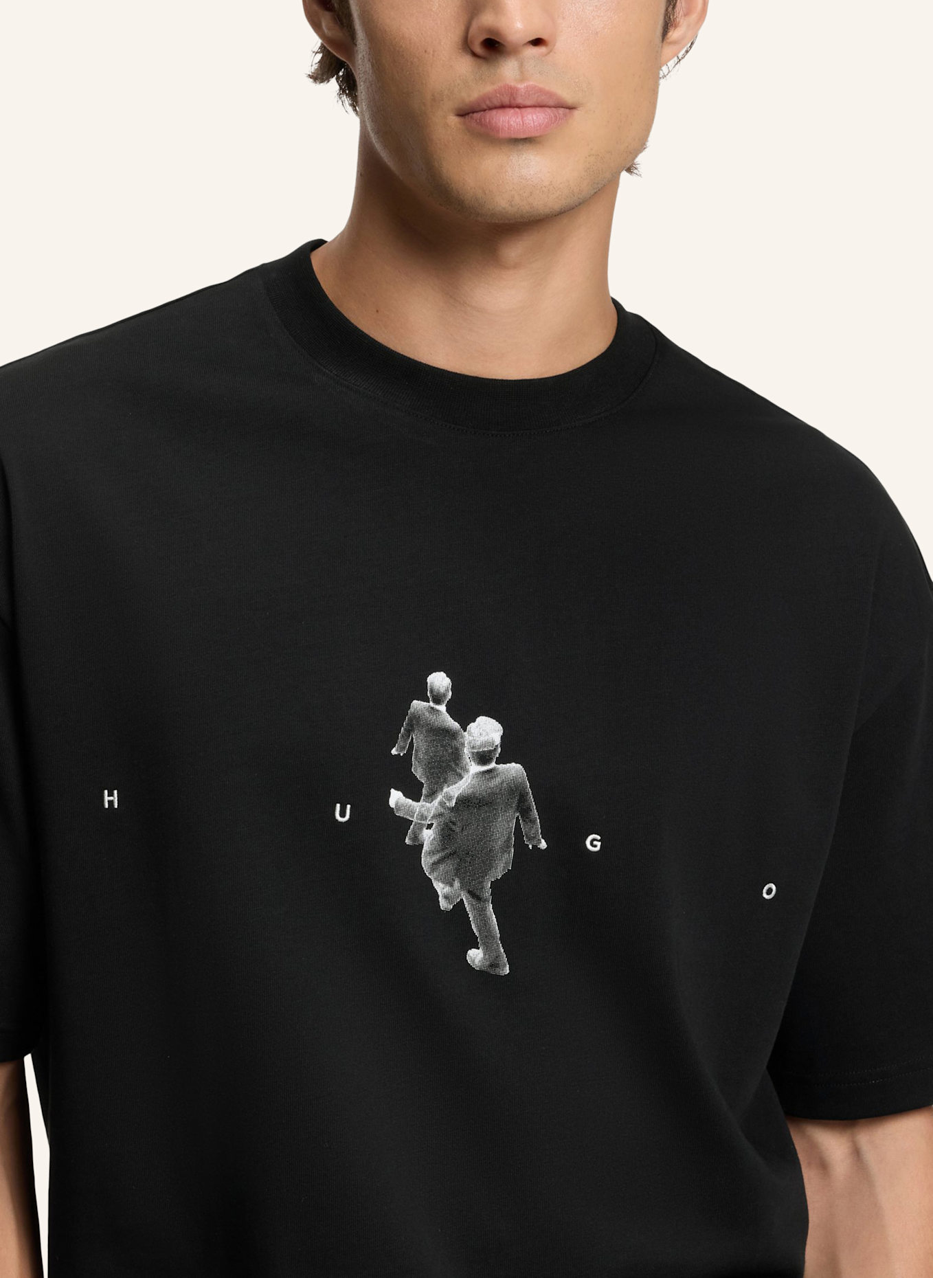 HUGO T-Shirt DOLLO Oversize Fit: SCHWARZ