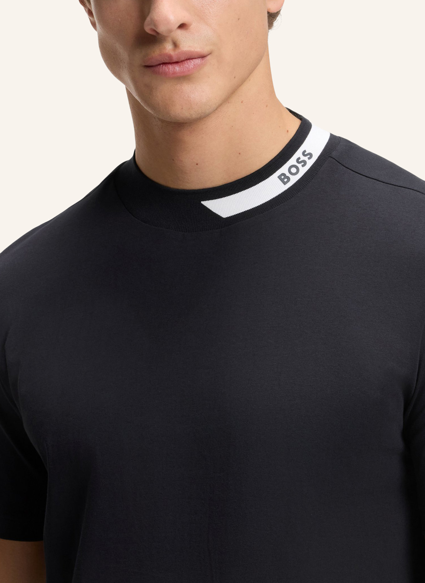 BOSS T-Shirt TOCK_IN Regular Fit: DUNKELBLAU