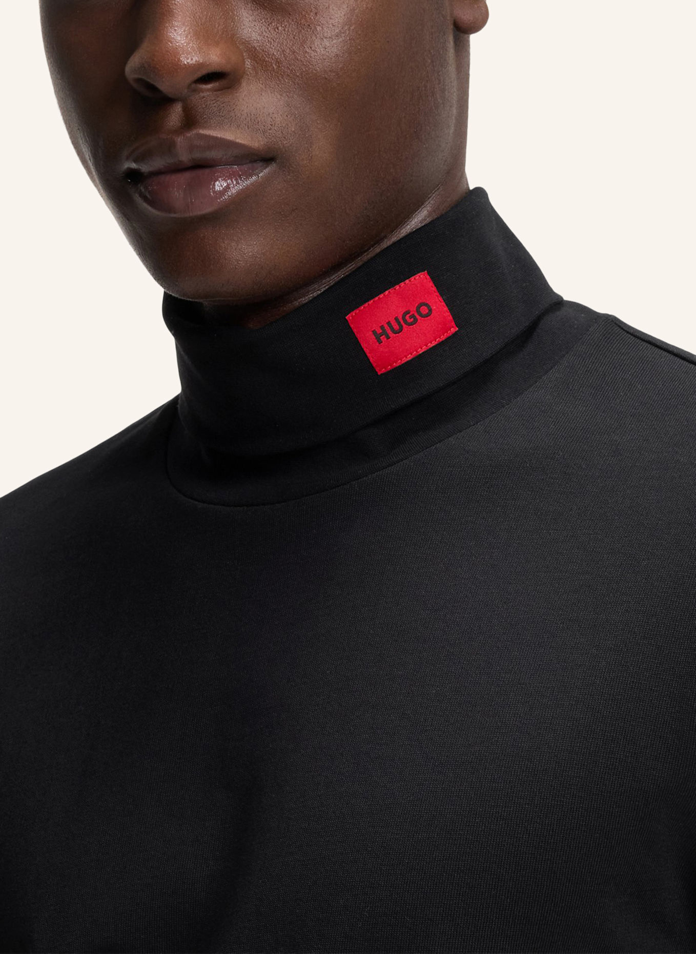 HUGO T-Shirt DEROLLO224_IN Slim Fit: SCHWARZ
