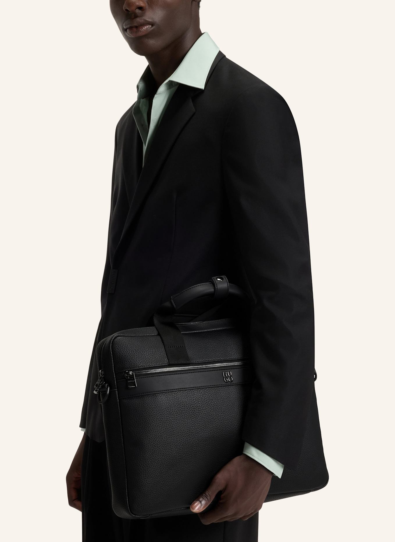 HUGO Dokumentenmappe QUANTIC_DOC CASE: SCHWARZ