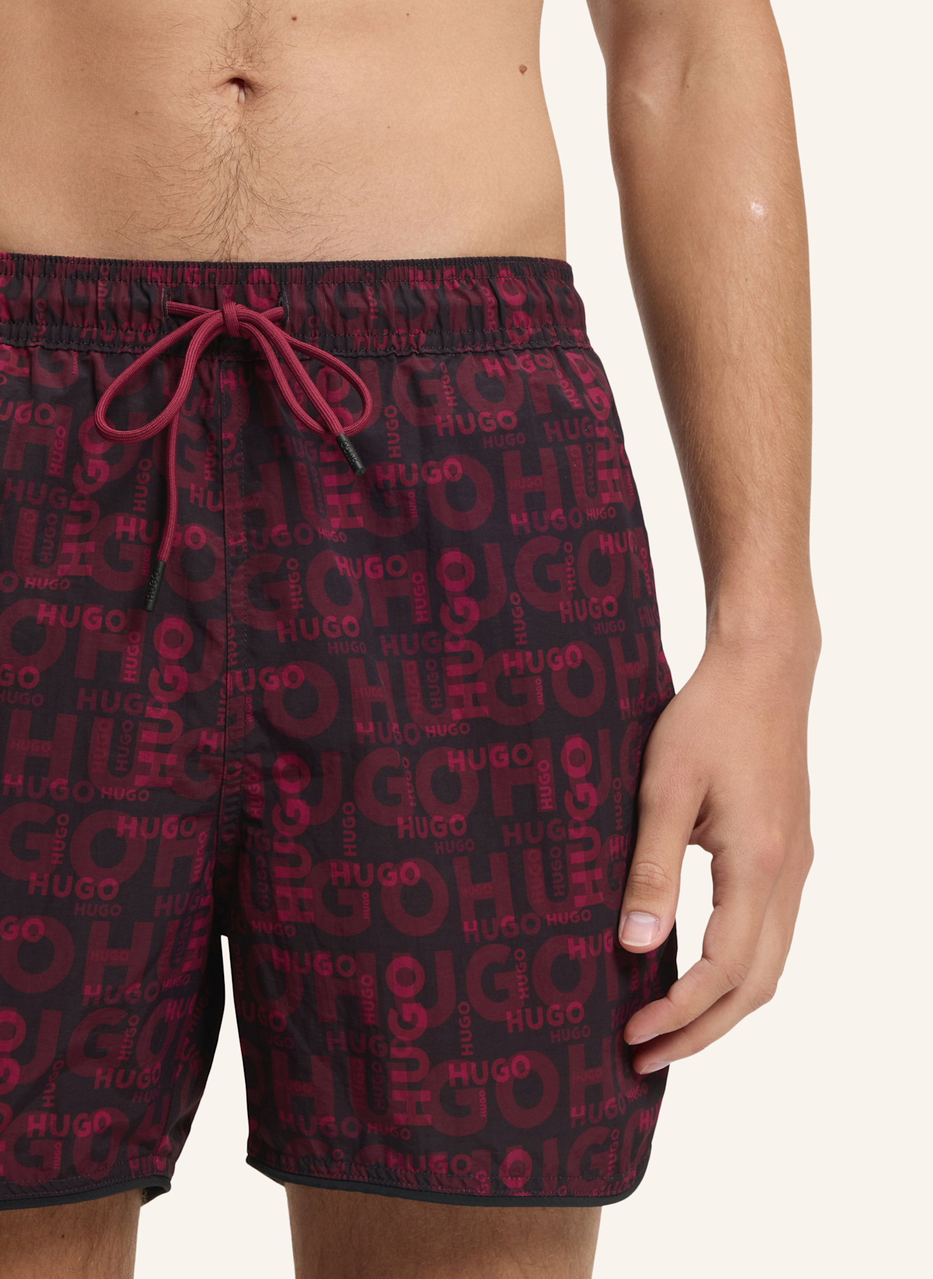 HUGO Badeshort RIK: DUNKELROT