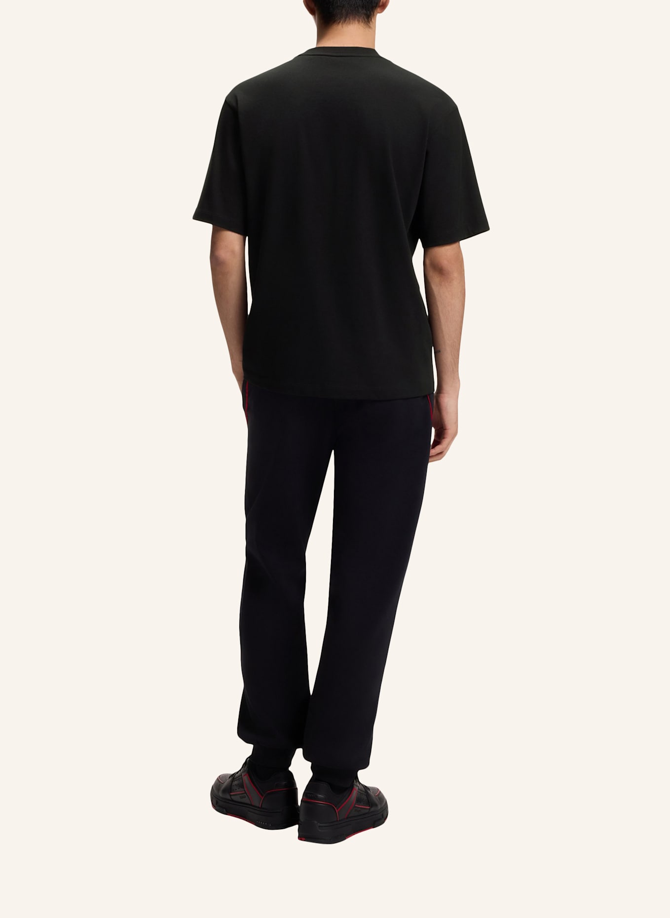 HUGO T-Shirt DELEL_RB Relaxed Fit: SCHWARZ