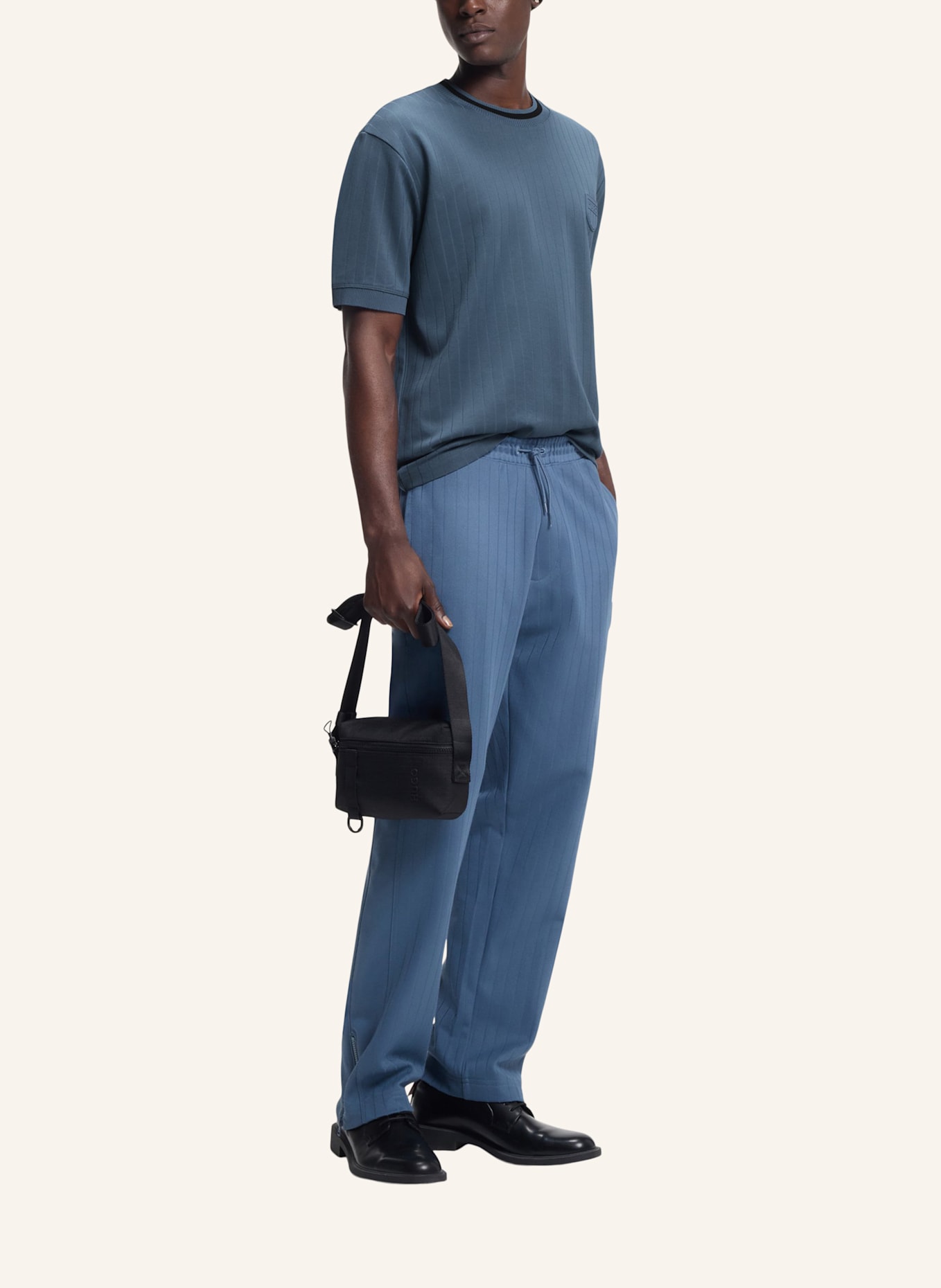 HUGO T-Shirt DAVROS Relaxed Fit: HELLBLAU