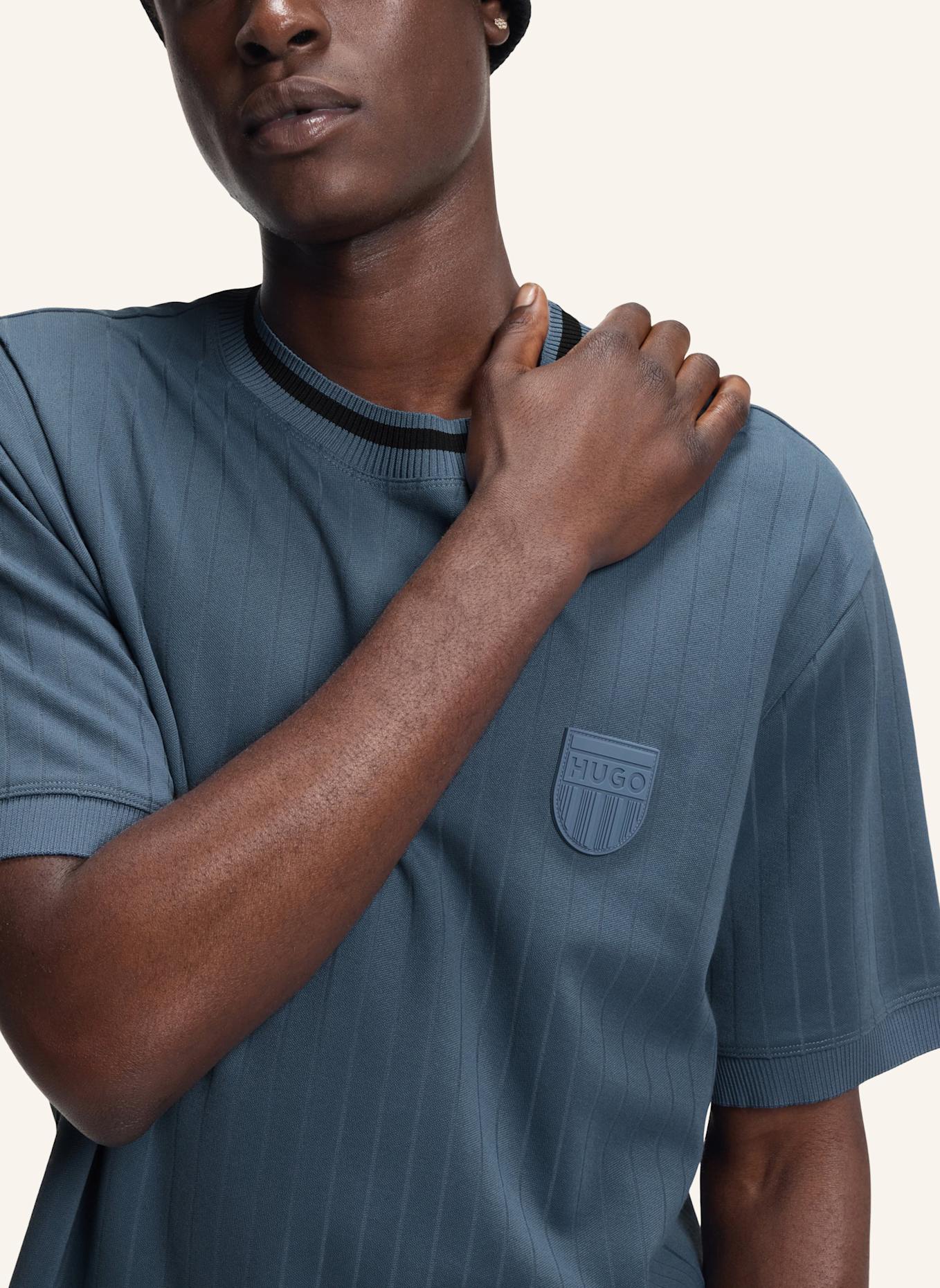 HUGO T-Shirt DAVROS Relaxed Fit: HELLBLAU