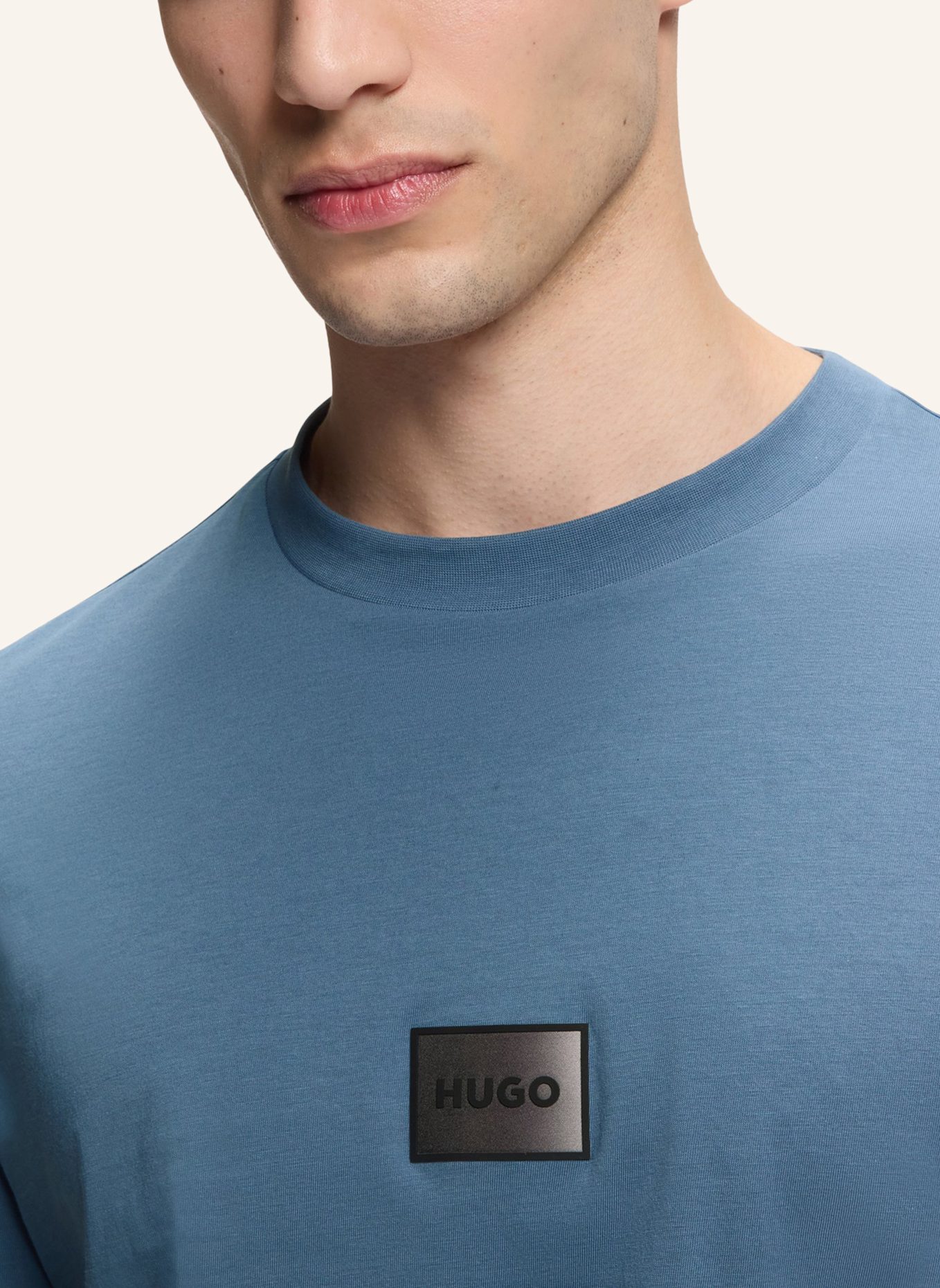 HUGO T-Shirt DANOTIE Regular Fit: BLAU