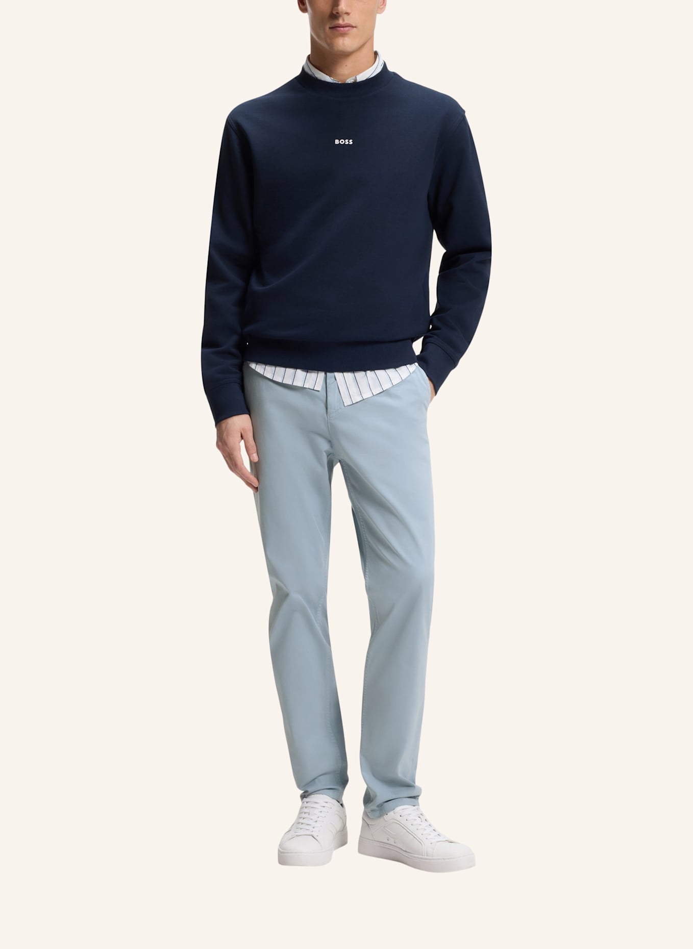 BOSS Chino Tapered Fit: HELLBLAU