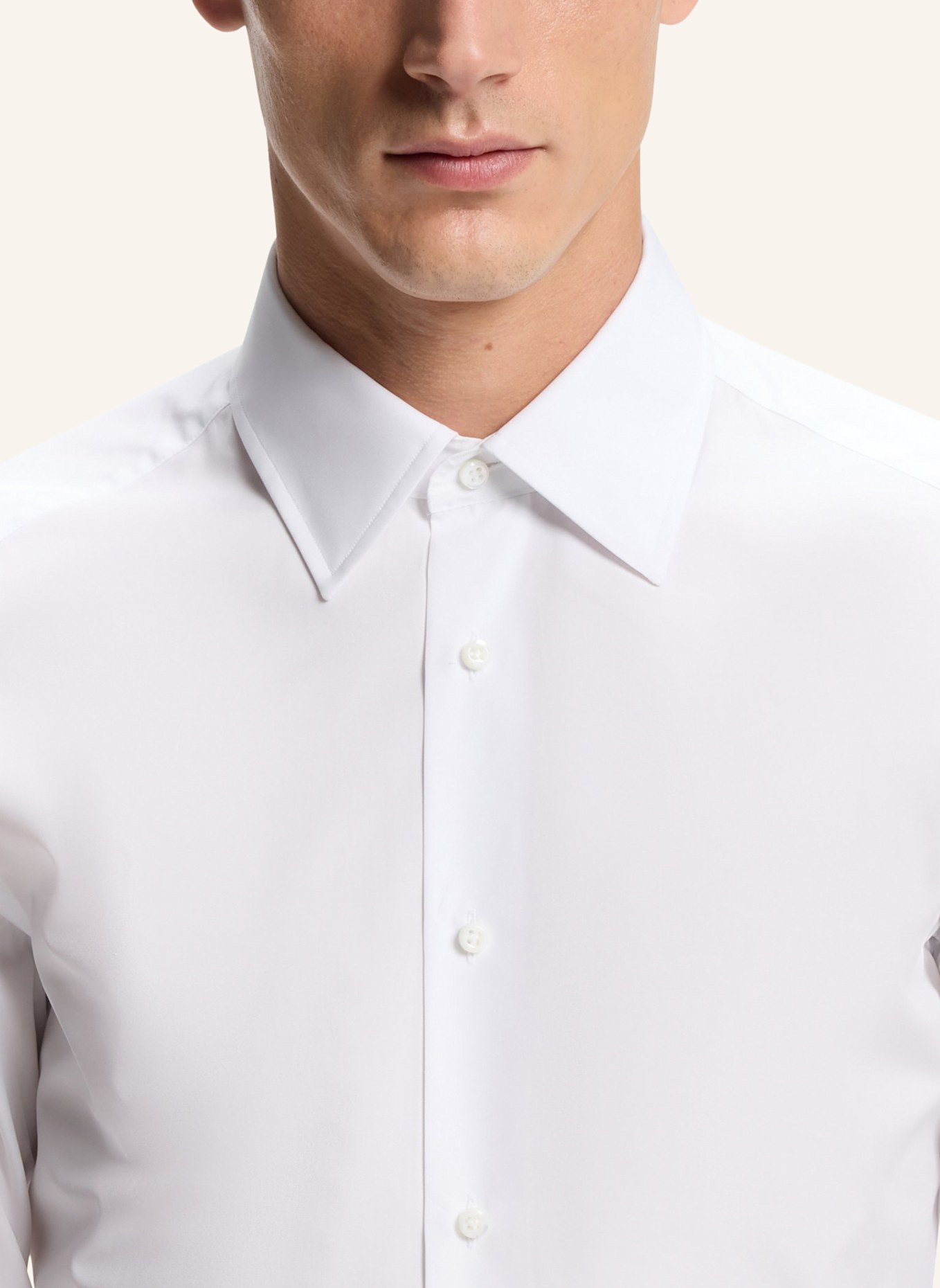 BOSS Business Hemd L-HAYS-KENT-C1-243 Slim Fit: WEISS