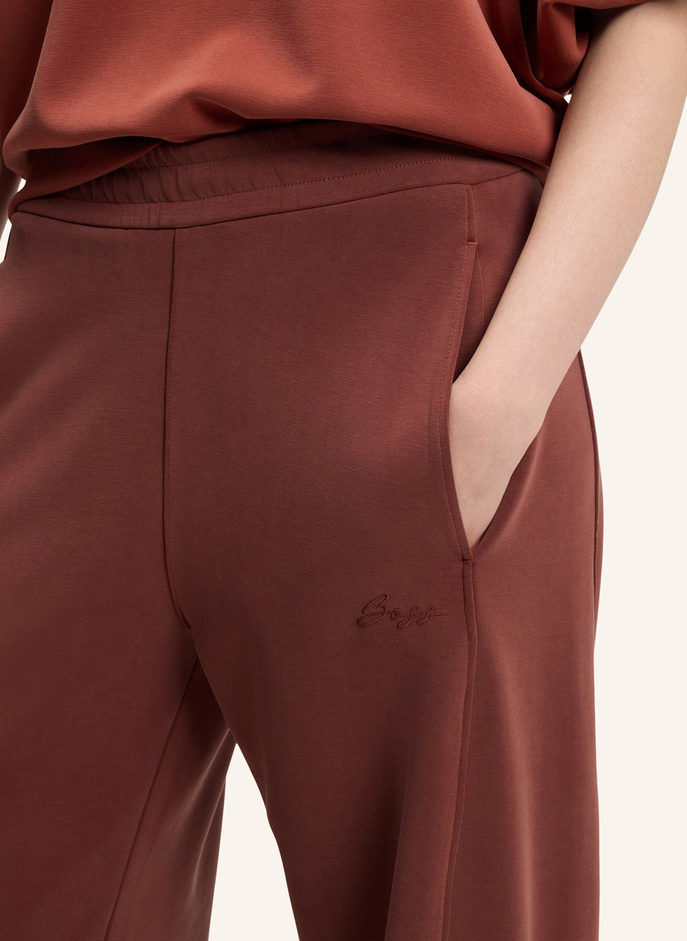 BOSS Casual Hose C_ELUXEY Relaxed Fit: DUNKELROT