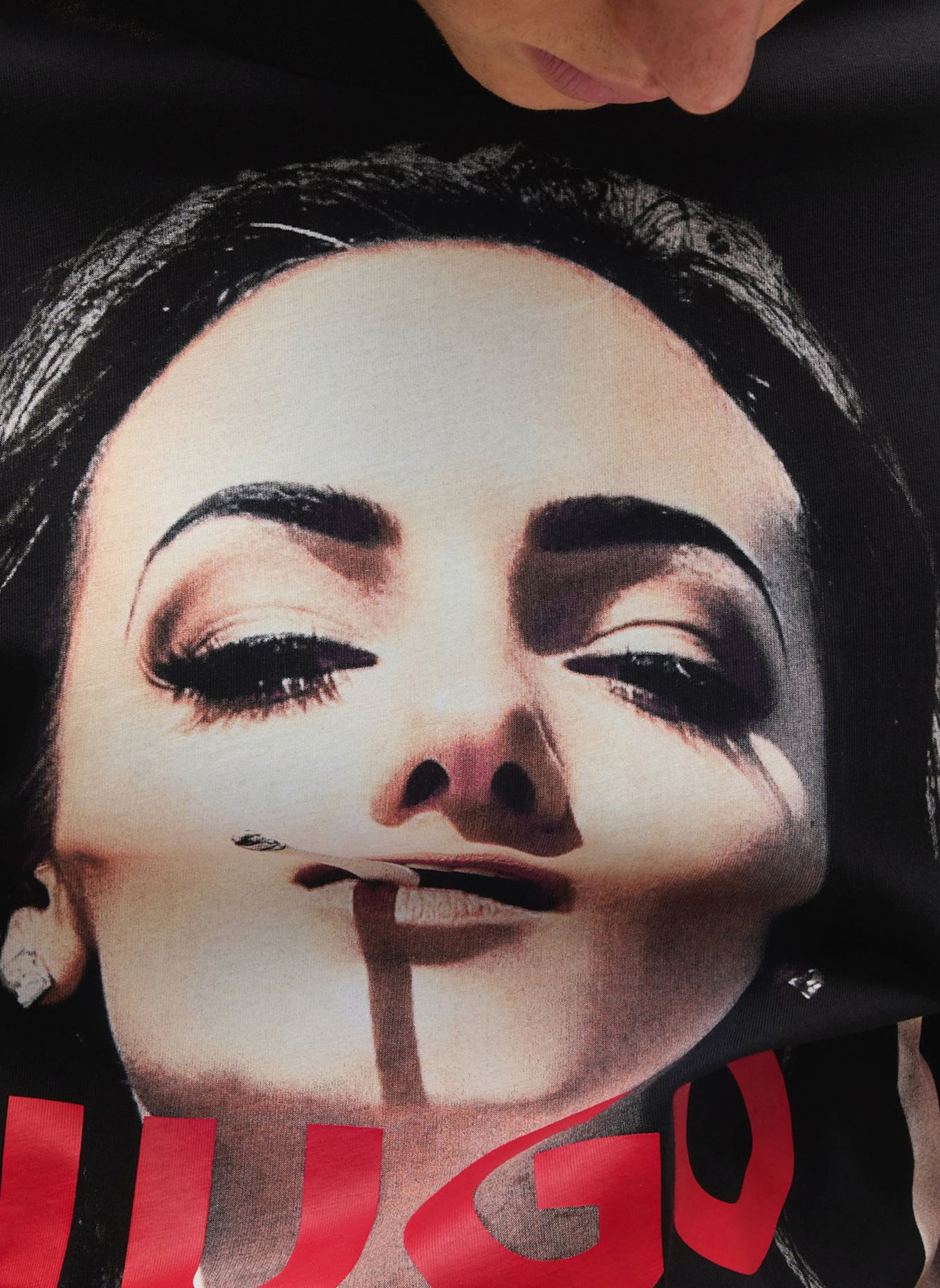 HUGO T-Shirt DUWEDIE Oversize Fit: SCHWARZ