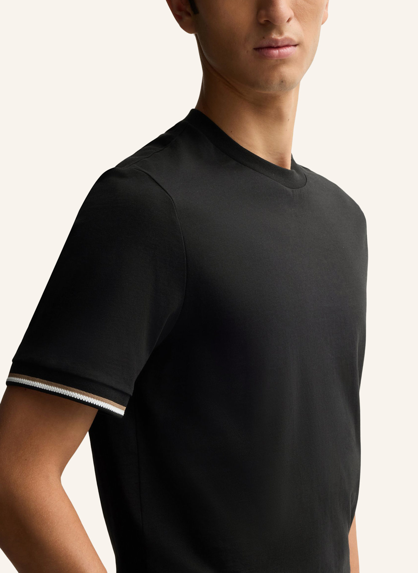 BOSS T-Shirt THOMPSON 04 Regular Fit: SCHWARZ