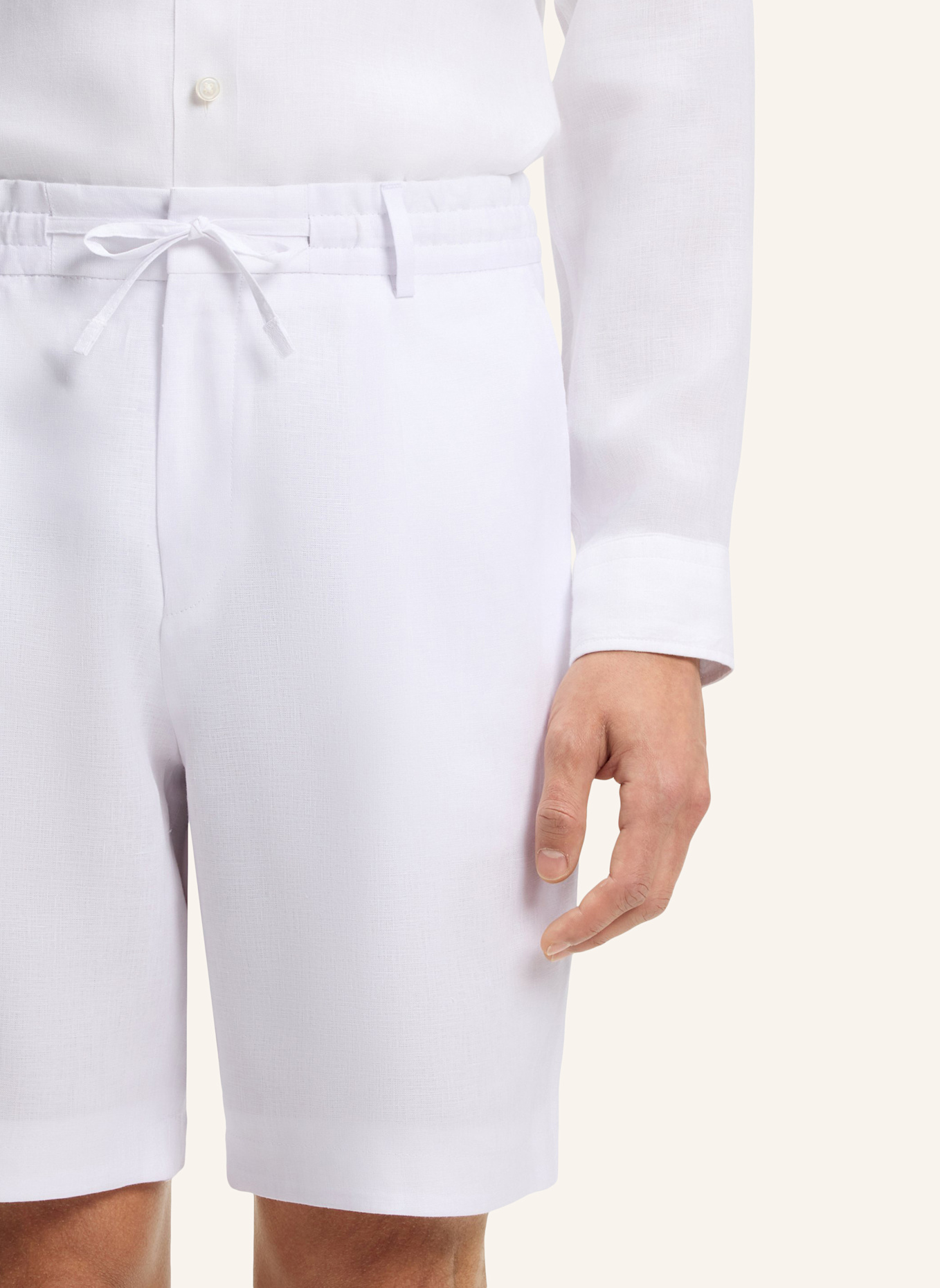 BOSS Short C-PERIN-RDS-S-262 Tapered Fit: WEISS