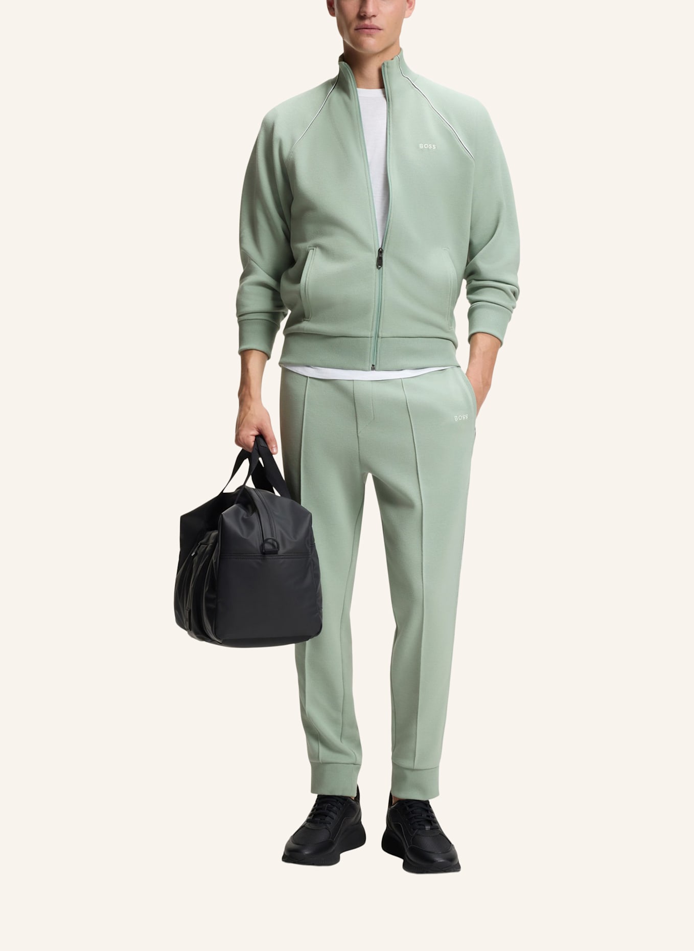 BOSS Sweatpants JOIN HADIKO: GRÜN