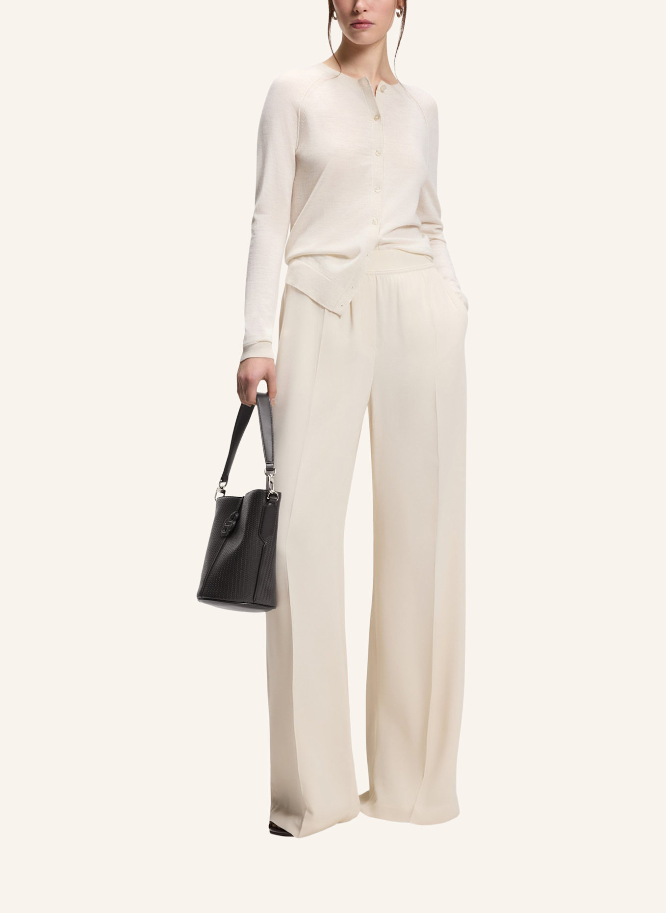 BOSS Umhängetasche ANETT BUCKET W: DUNKELBRAUN