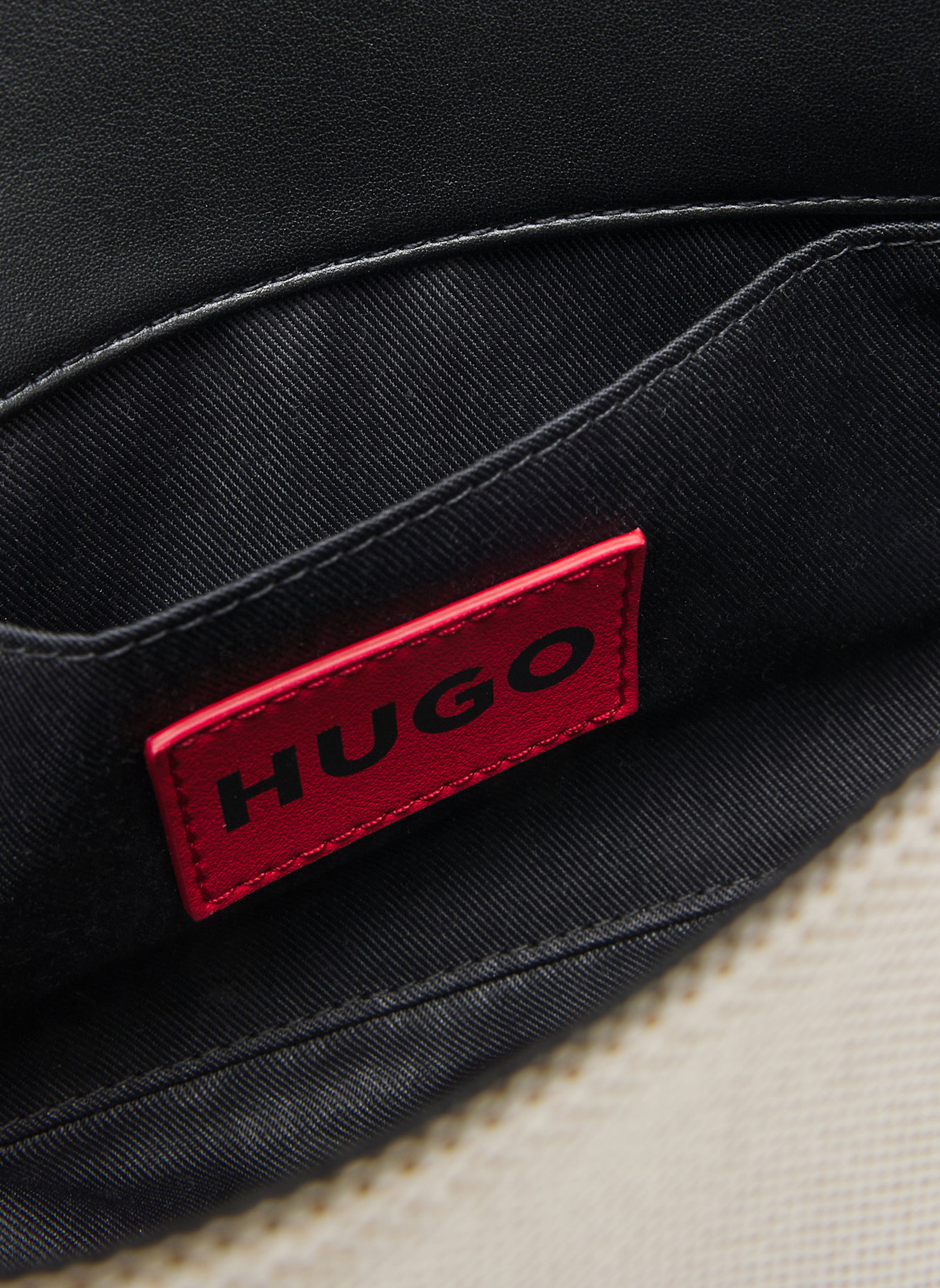 HUGO Umhängetasche JODI C_SHOULDER BAG: WEISS