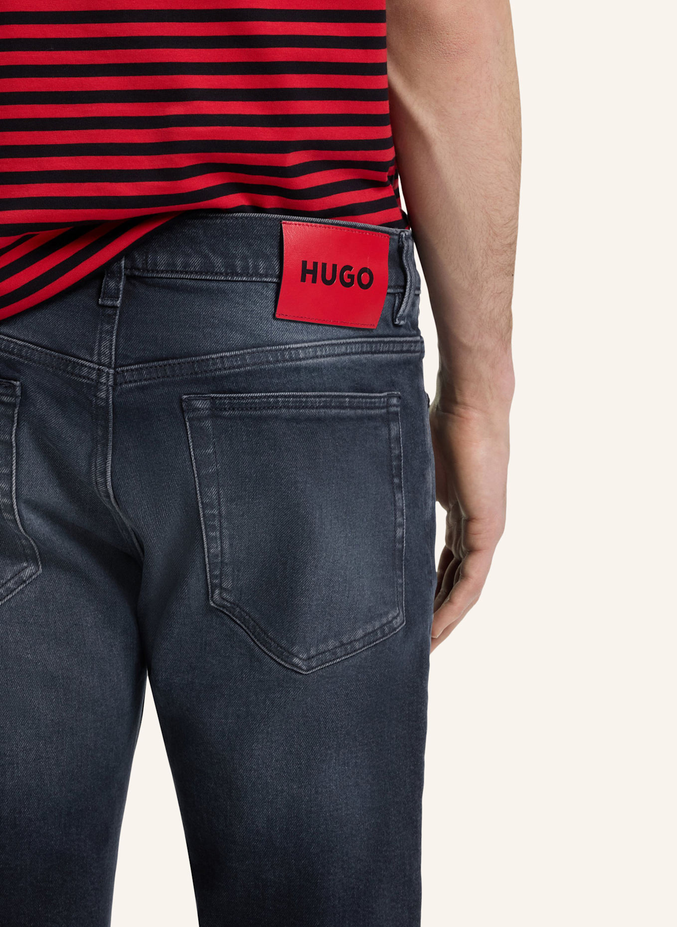 HUGO Jeans HUGO 708 Slim Fit: DUNKELBLAU