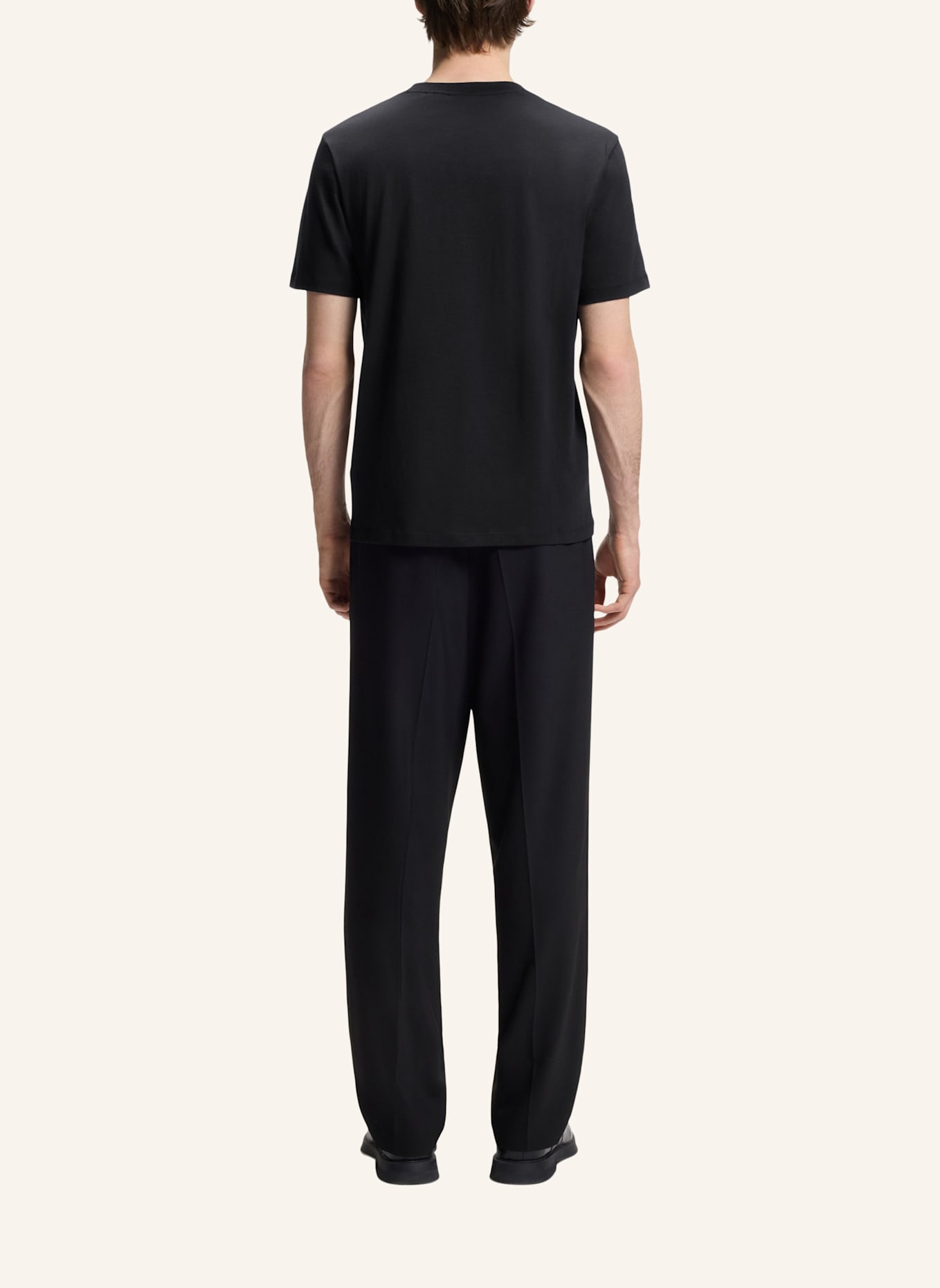 HUGO T-Shirt DIRUNN Regular Fit: SCHWARZ