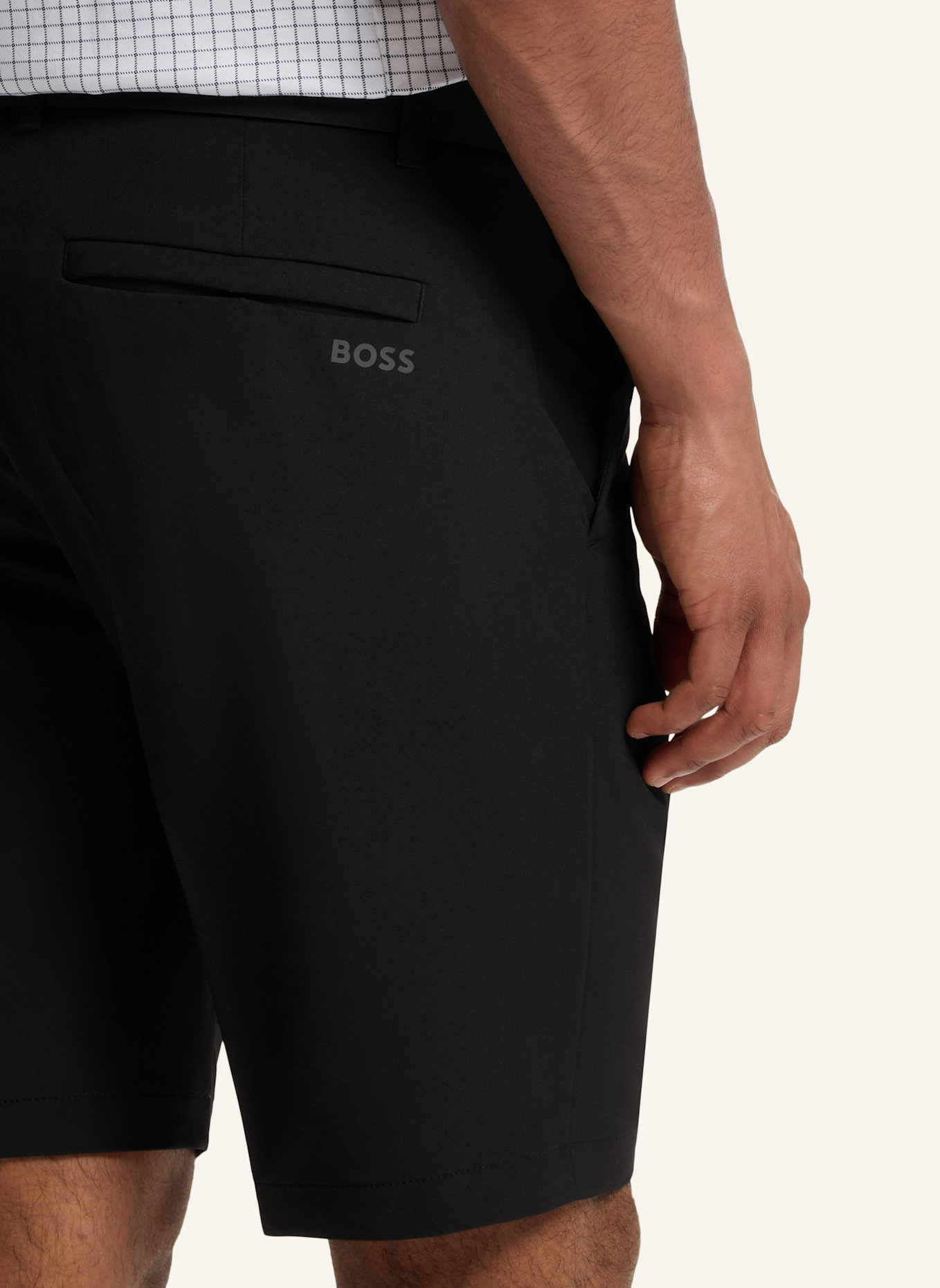 BOSS Short S_COMMUTER_10.5 INCH Slim Fit: SCHWARZ