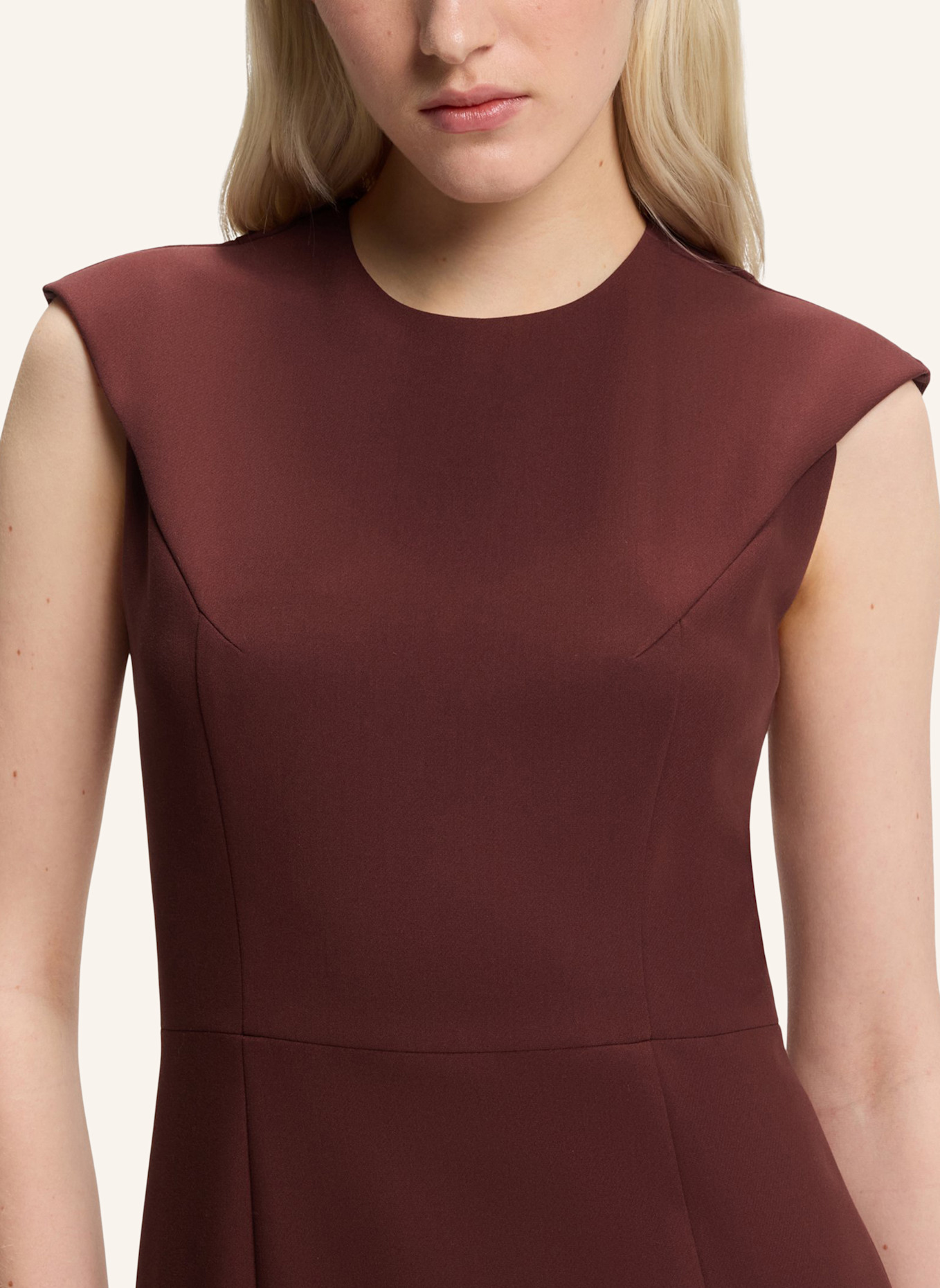 HUGO Business Kleid KATANIA Slim Fit: BRAUN