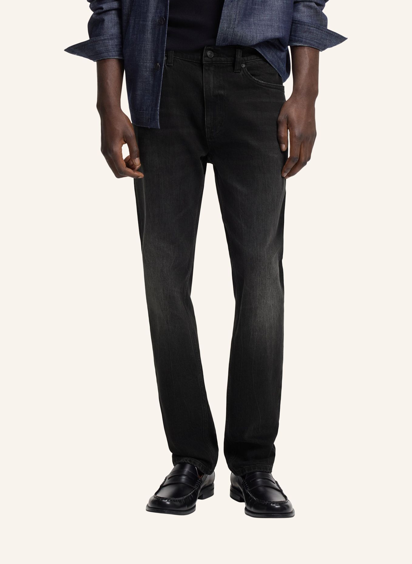 HUGO Jeans HUGO 708 Slim Fit: SCHWARZ