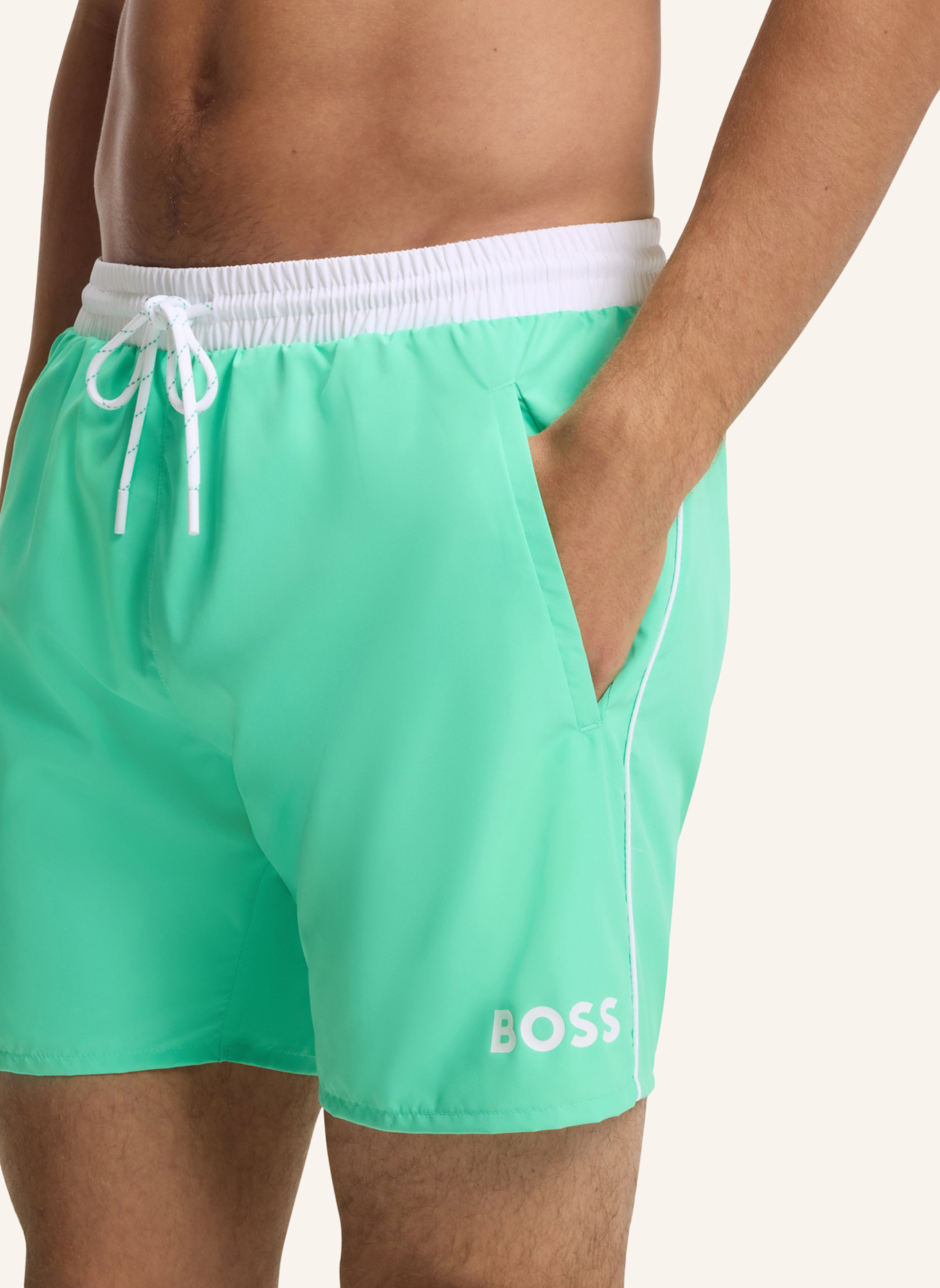 BOSS Badeshorts STARFISH: GRÜN