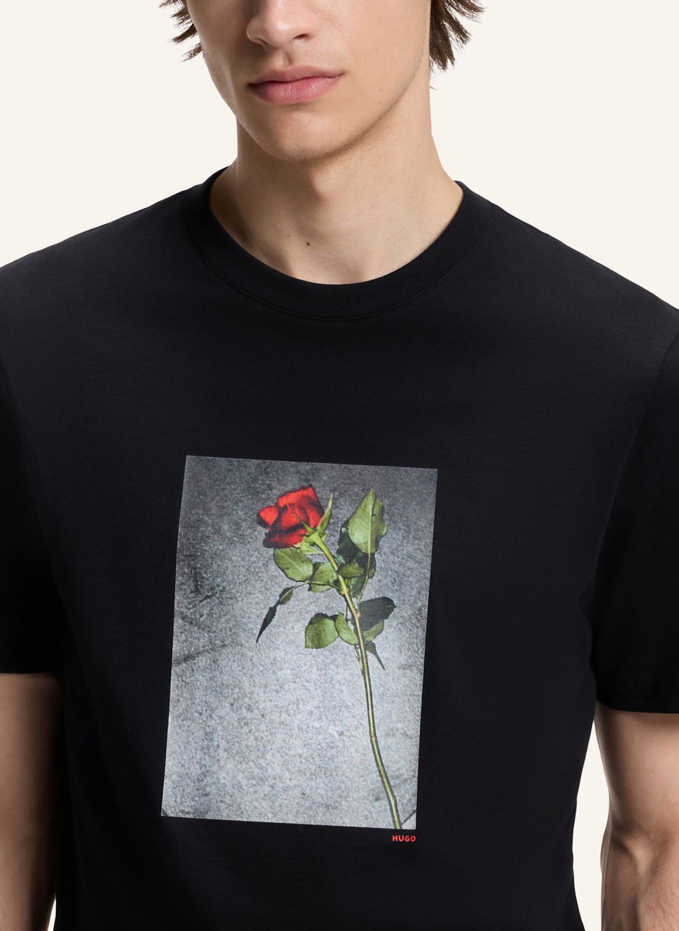 HUGO T-Shirt DUROSE Regular Fit: SCHWARZ