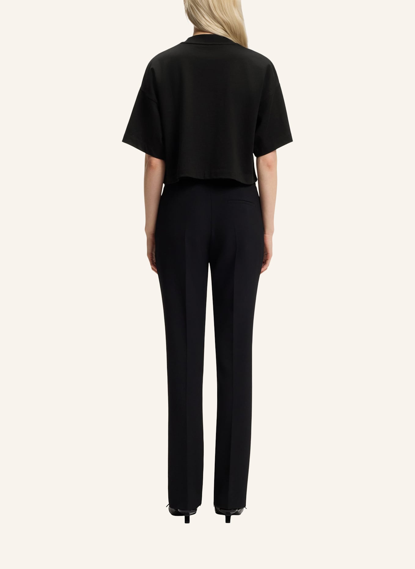 HUGO T-Shirt DAMELODY Relaxed Fit: SCHWARZ
