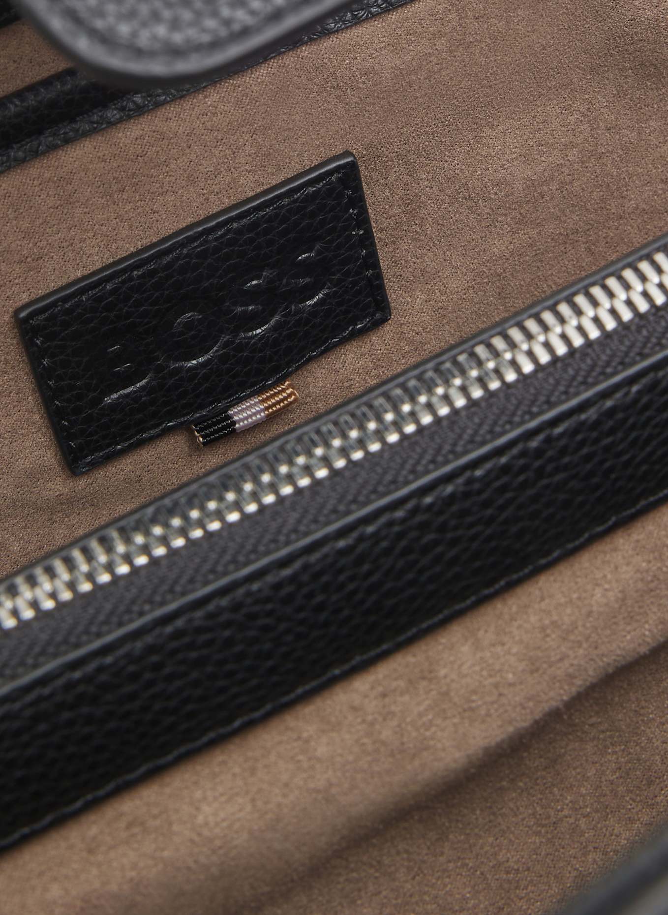 BOSS Tragetasche ANETT NEWSHAPE TOTE: SCHWARZ