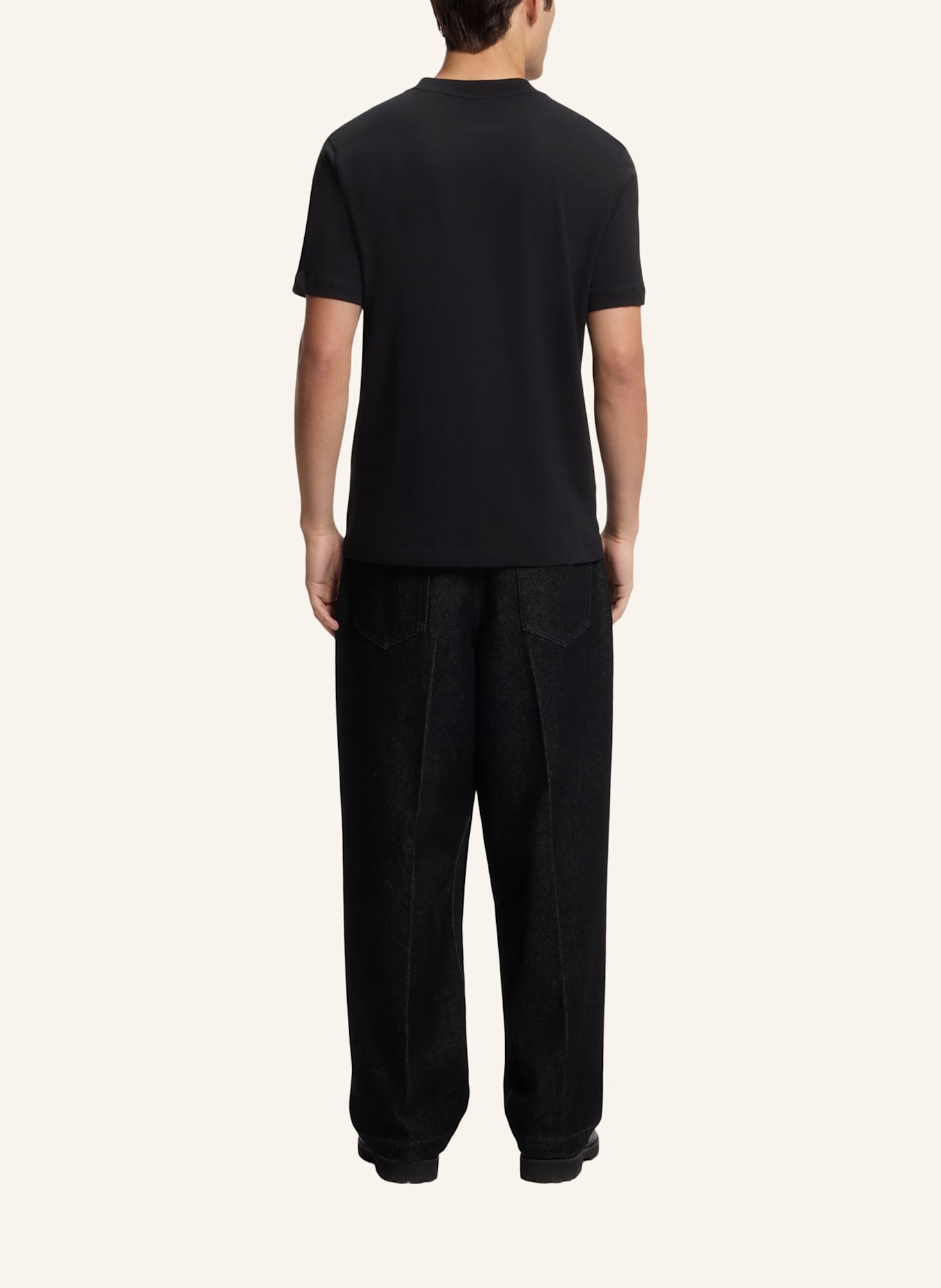 HUGO T-Shirt DAFFILO Regular Fit: SCHWARZ