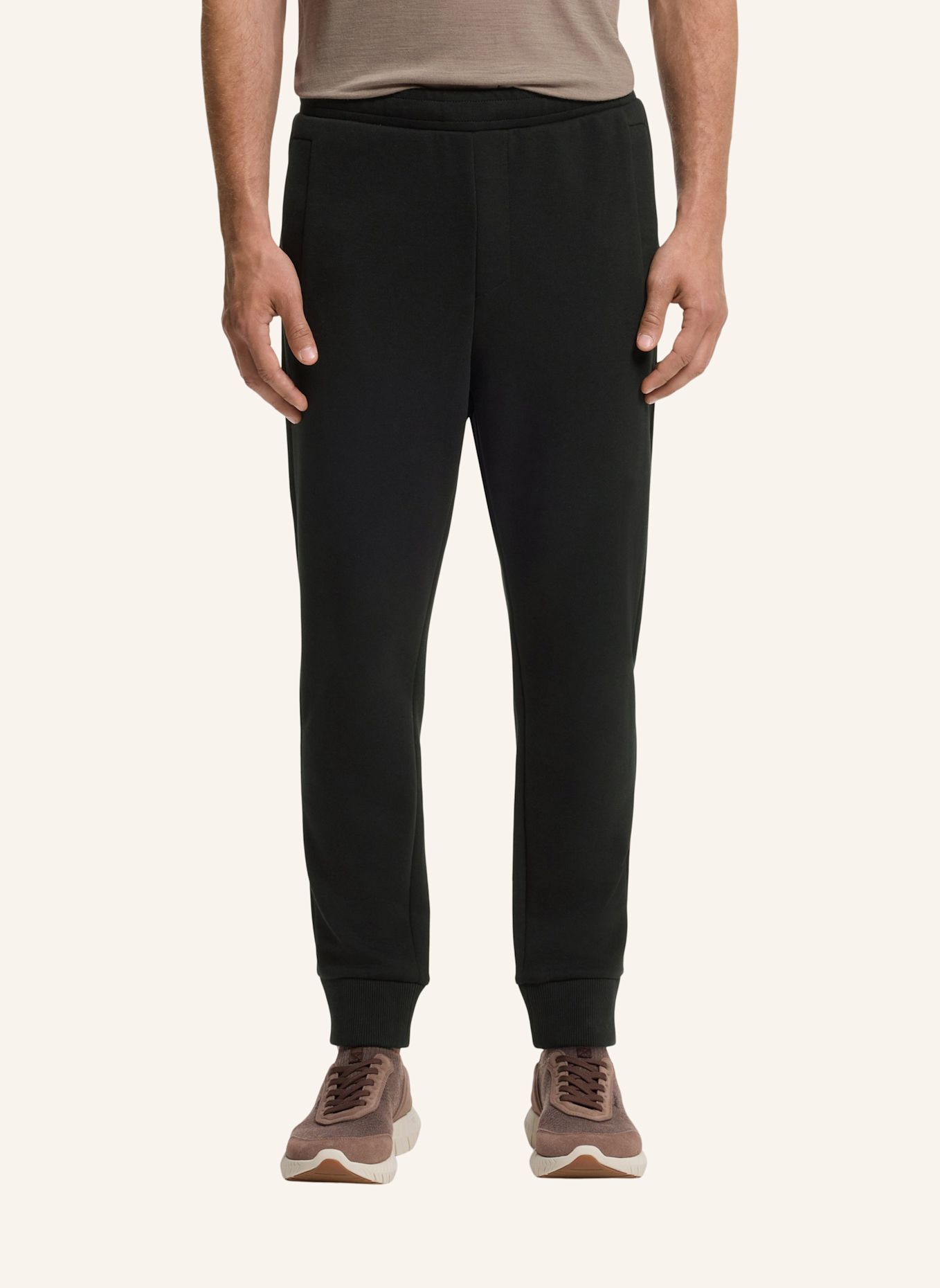 BOSS Jogginghose JT_UNION HADIKO Regular Fit: SCHWARZ