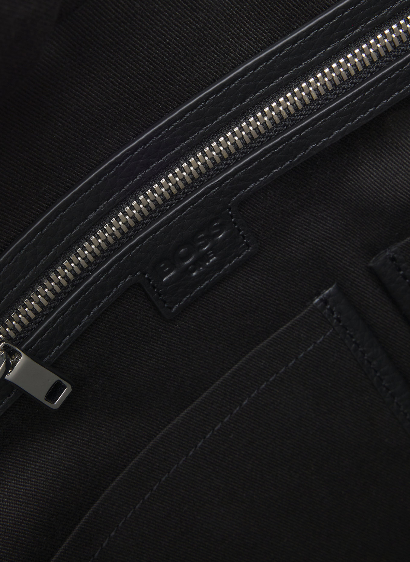 BOSS Tasche MADISON-B1_HOLDALL: SCHWARZ