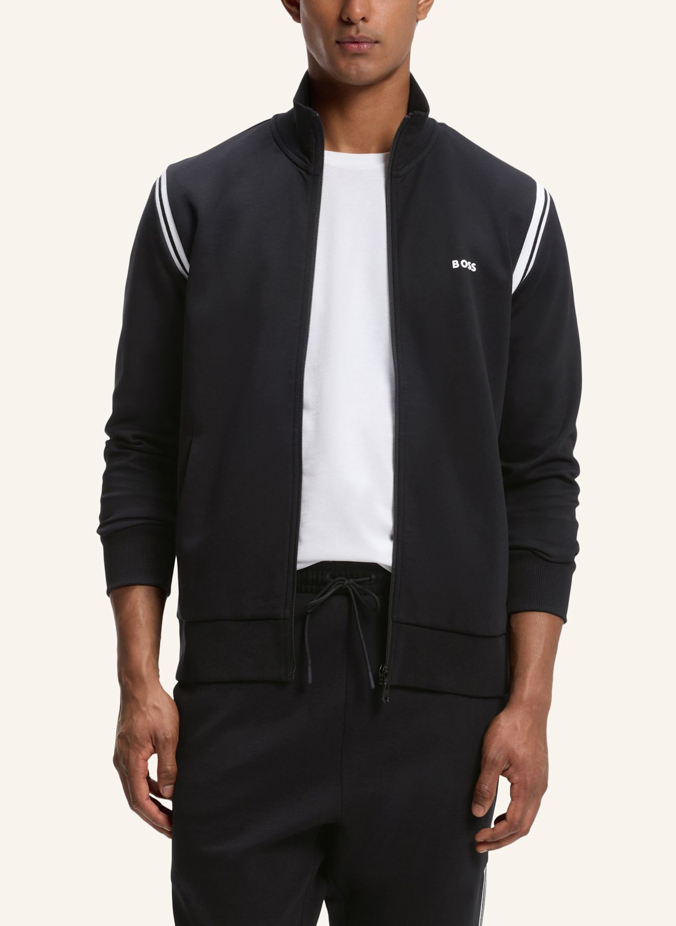 BOSS Trainingsanzug TRACKSUIT SET Regular Fit: SCHWARZ