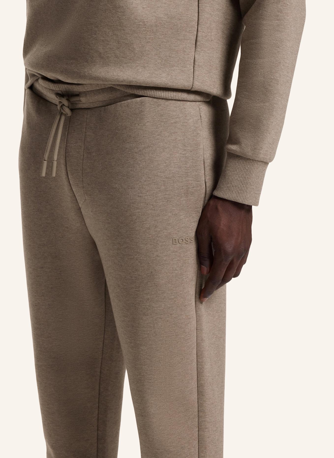 BOSS Sweatpants HADIKO Regular Fit: HELLBRAUN