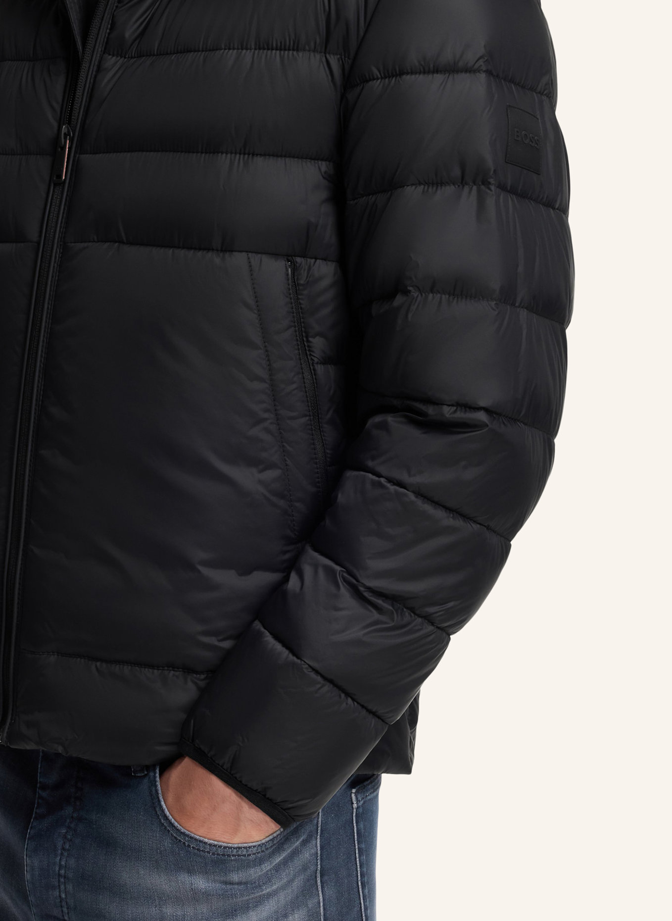 BOSS Jacke ODENNI Regular Fit: SCHWARZ