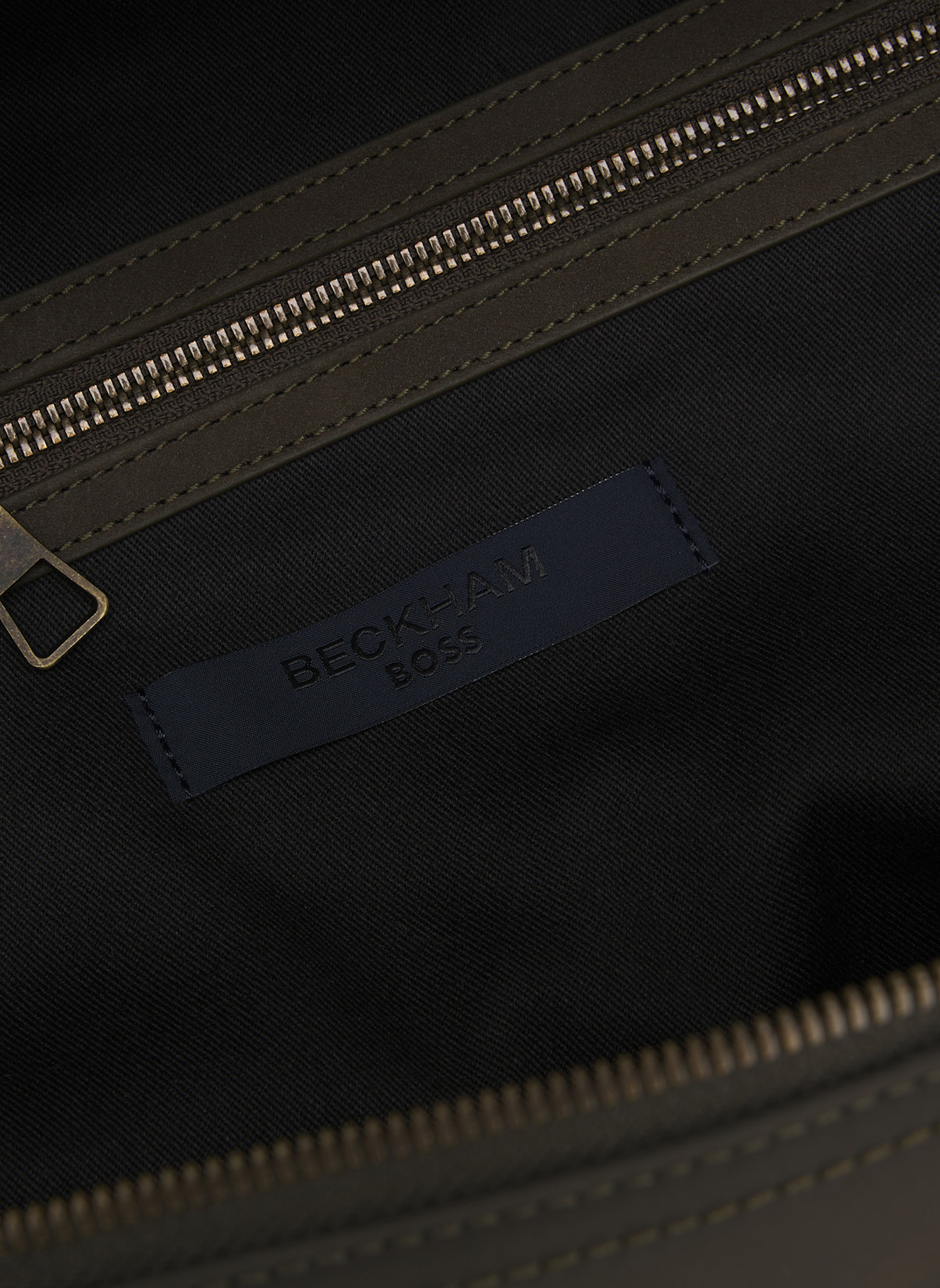 BOSS Tasche AXTON_N_HOLDALL: GRÜN
