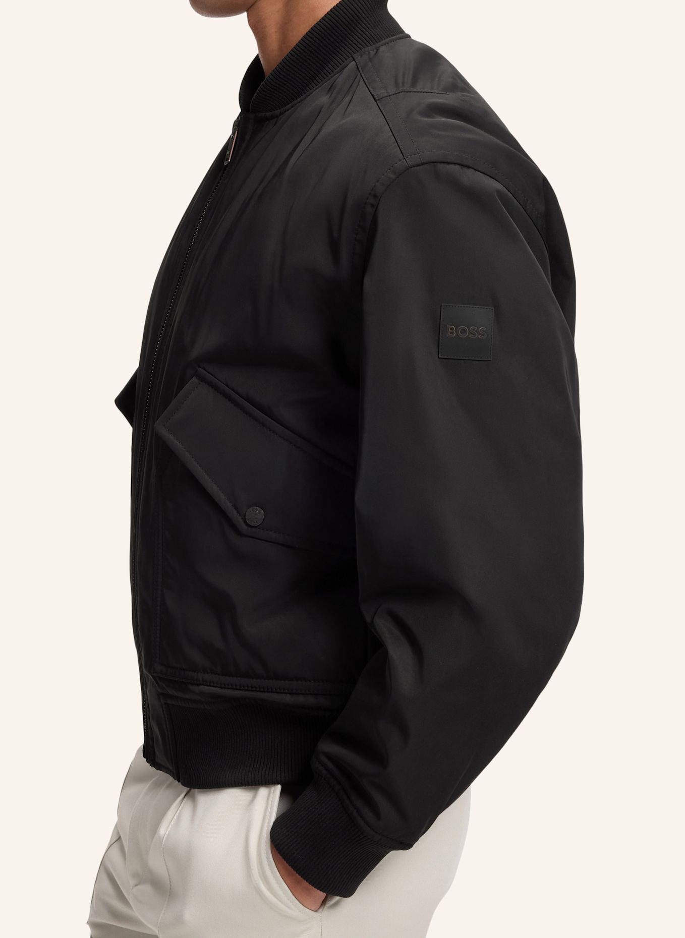 BOSS Jacke ONORVE Relaxed Fit: SCHWARZ