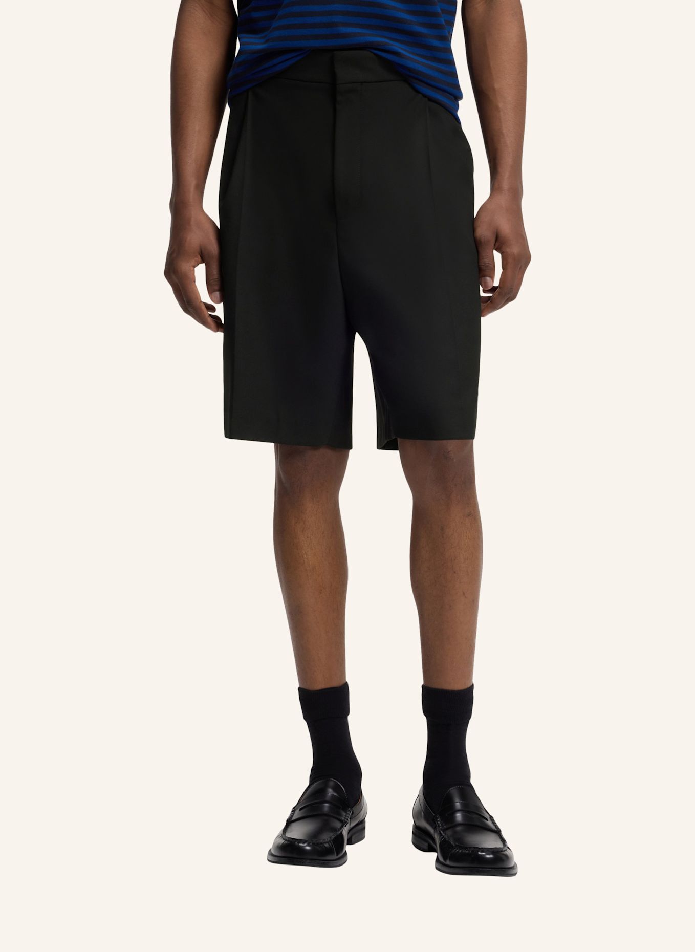 HUGO Kurze Hose FERY261X Relaxed Fit: SCHWARZ